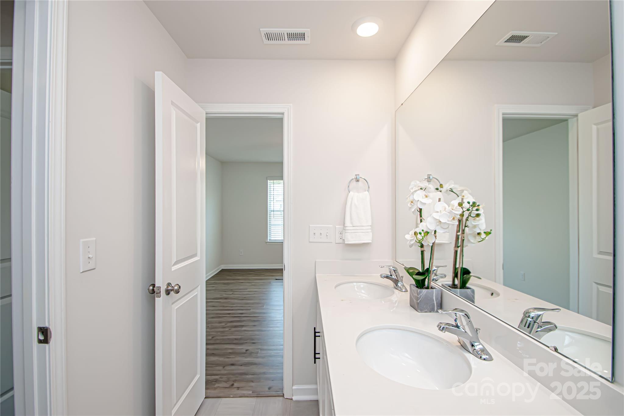 Sutton Farms - Residential