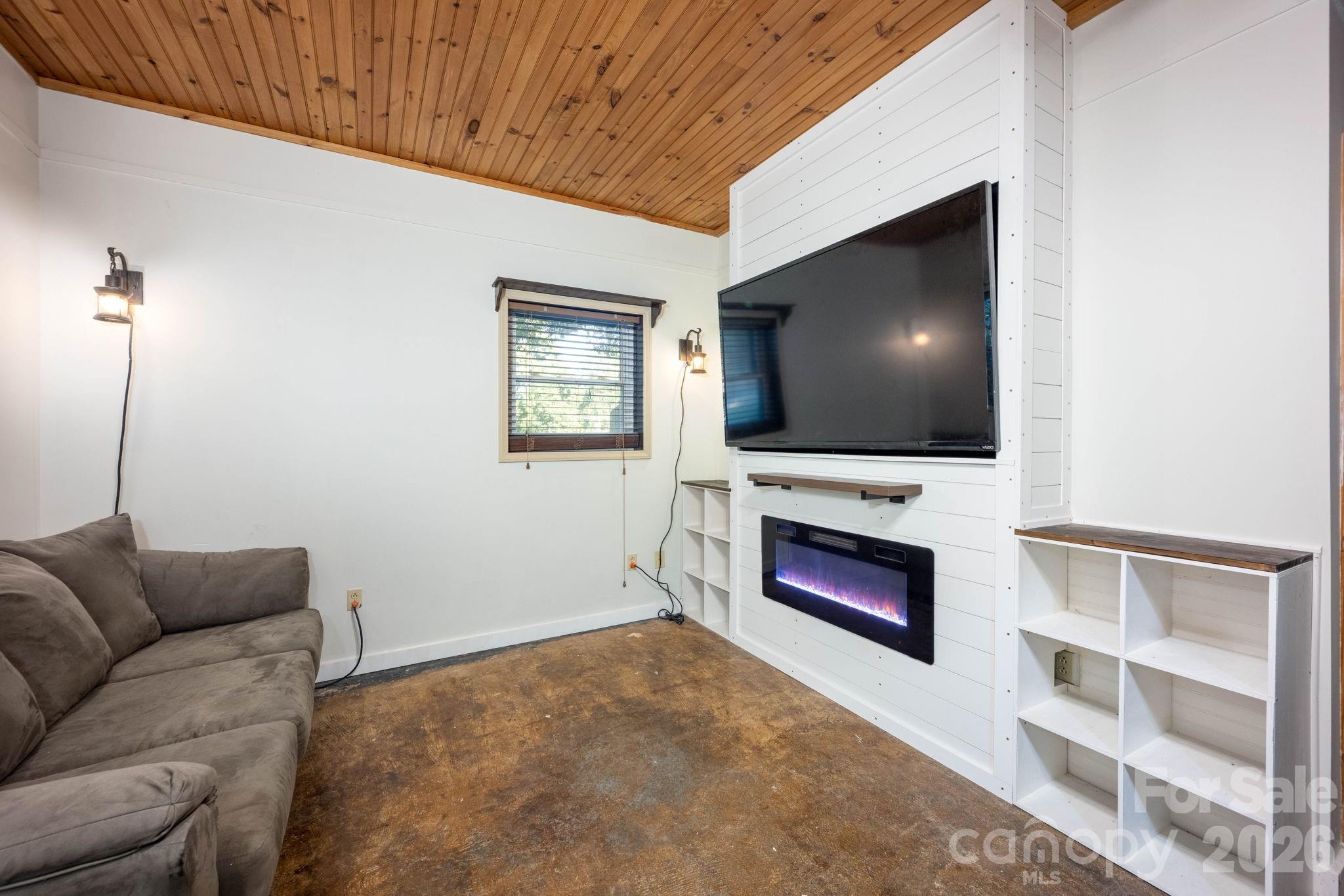 Brookwood Terrace - Residential