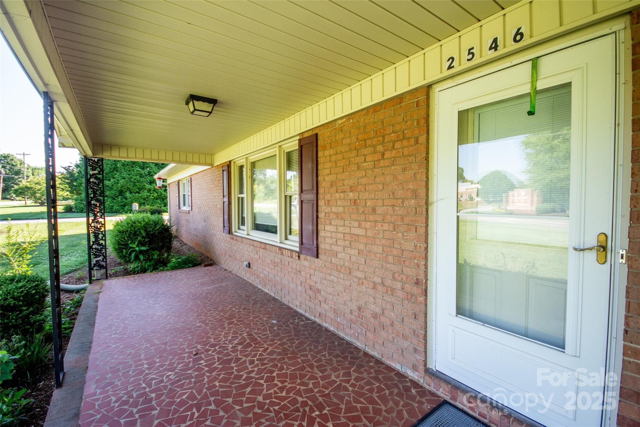 2546 E NC 150 Highway