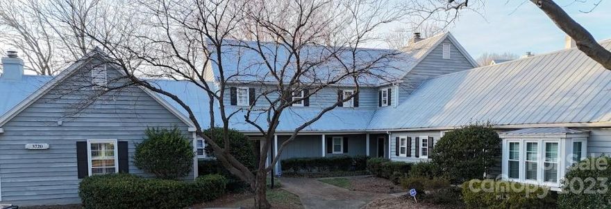 Welcome to your new home! Move in ready. This home has been professionally cleaned, fresh paint on accent walls just bring your furniture and relax.
Highly desirable area, close to shopping, some of the best restaurants to dine at, night life, entertain at the community pool or just relax in your private fenced in garden patio.
Newly updated master bath with large walk in shower. 
Updated open kitchen with backsplash and soft close cabinets.
New blinds through out home.
Nothing left to do but move on in!!!!