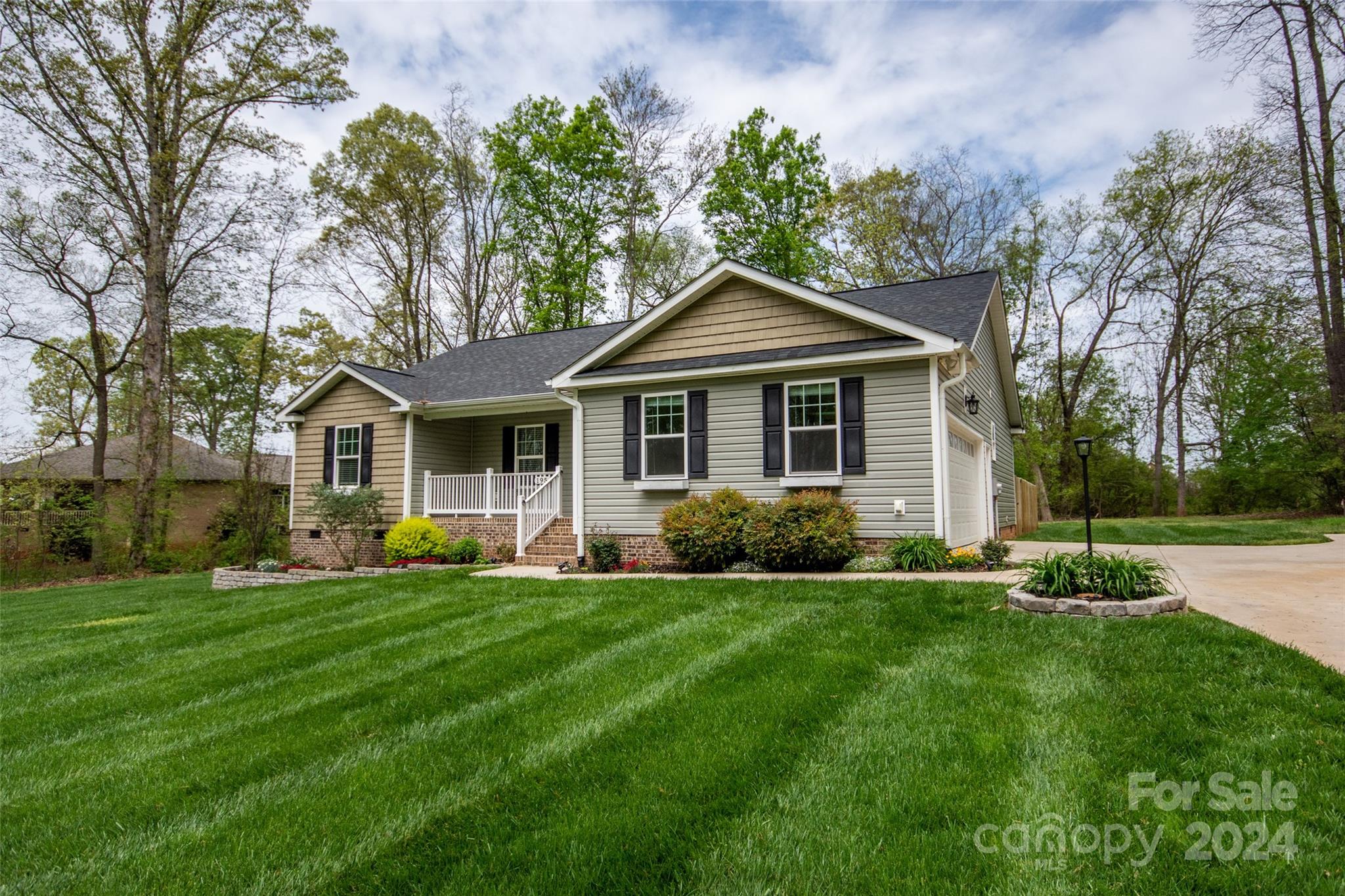 Meadow Oaks - Residential