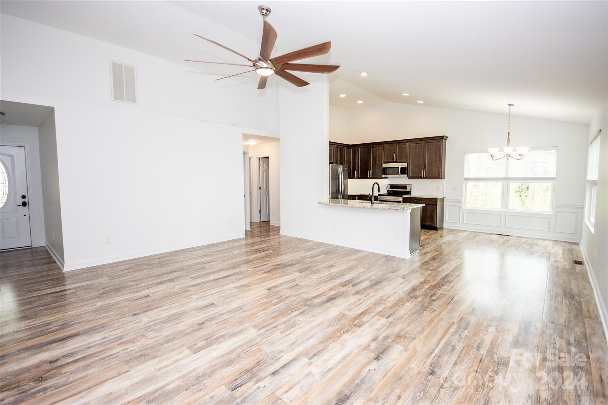 Meadow Oaks - Residential