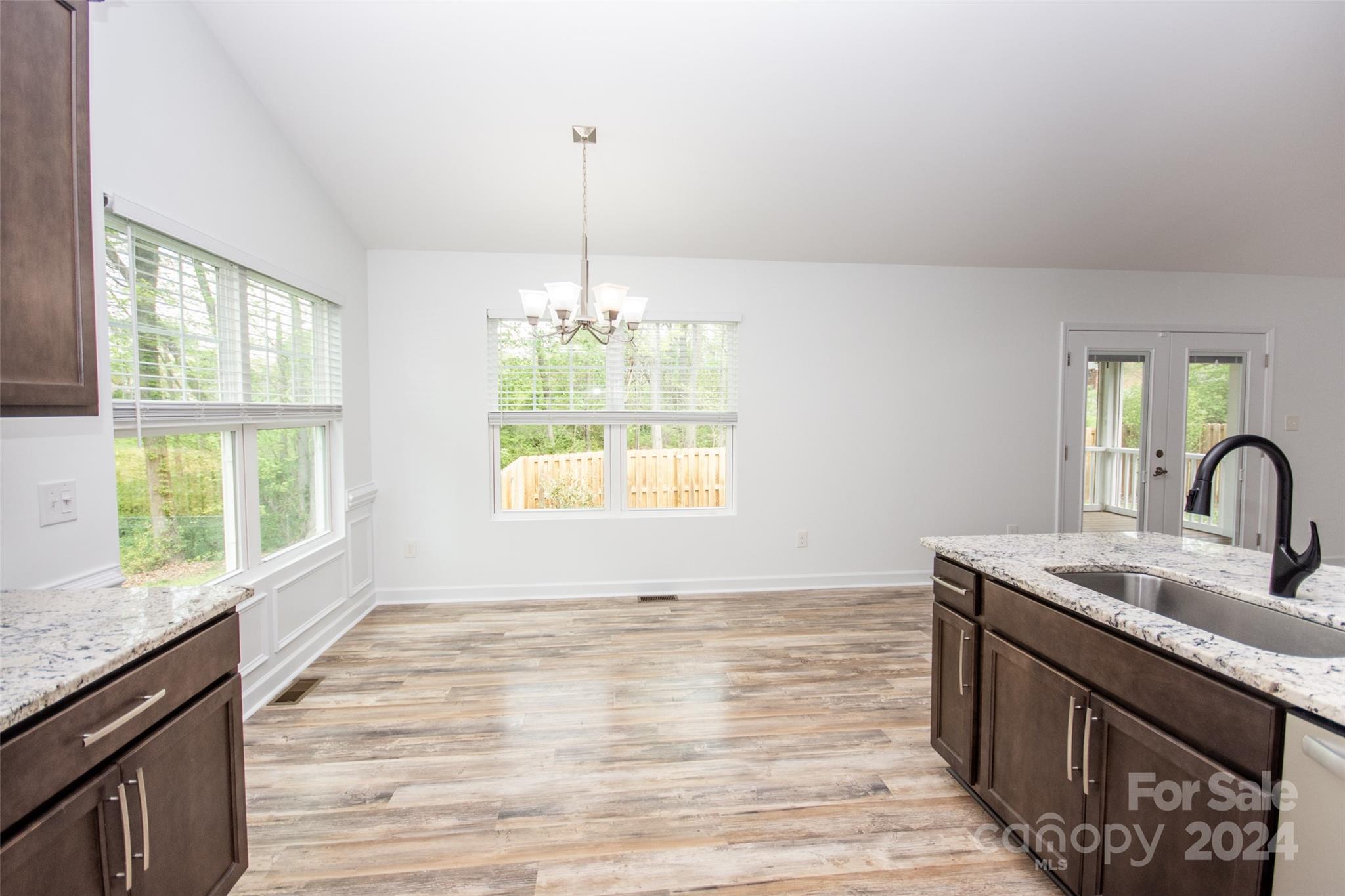 Meadow Oaks - Residential