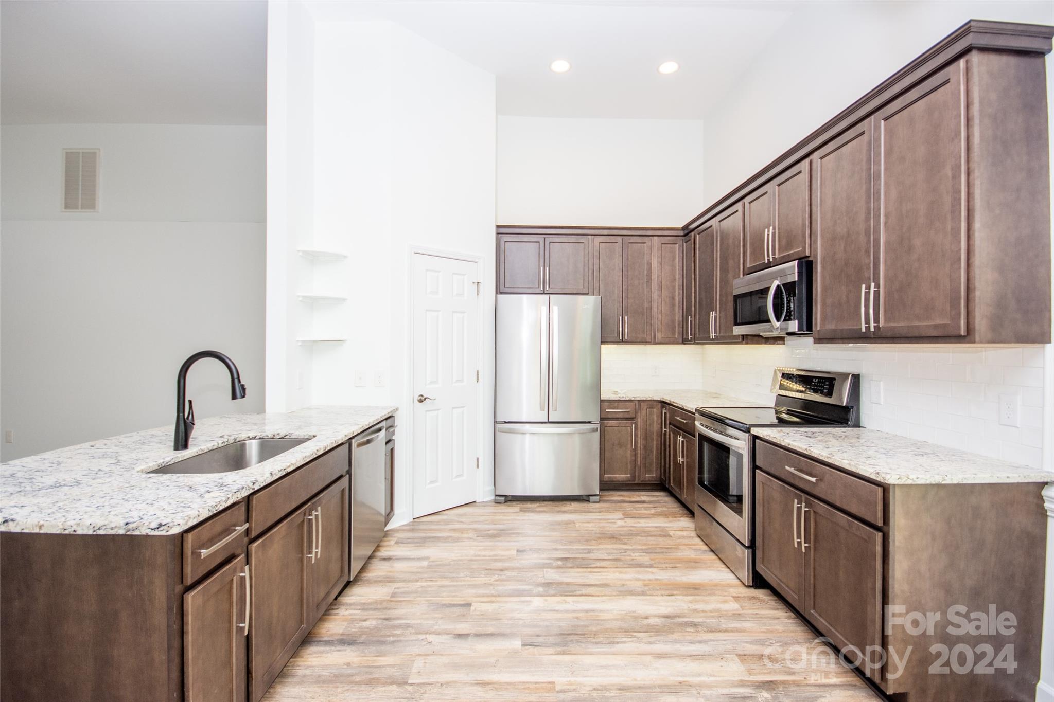 Meadow Oaks - Residential