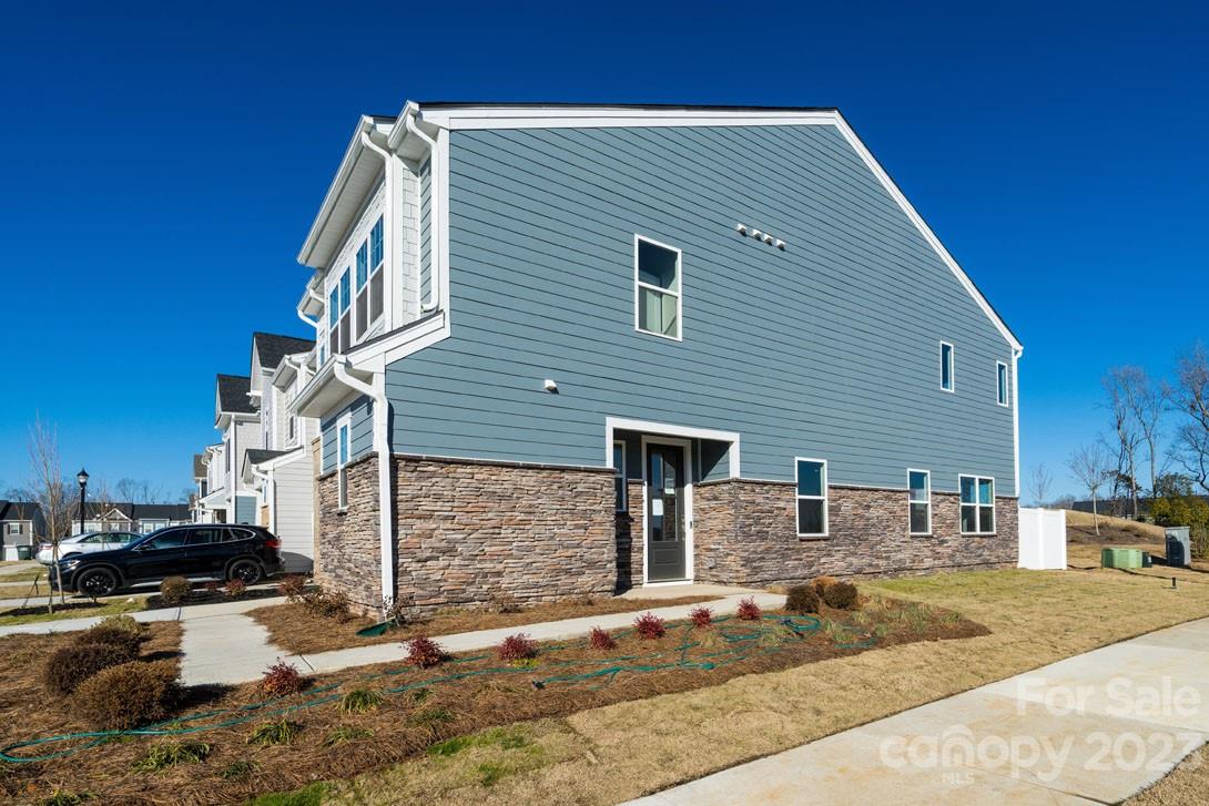 Pergola at Farmington - Residential