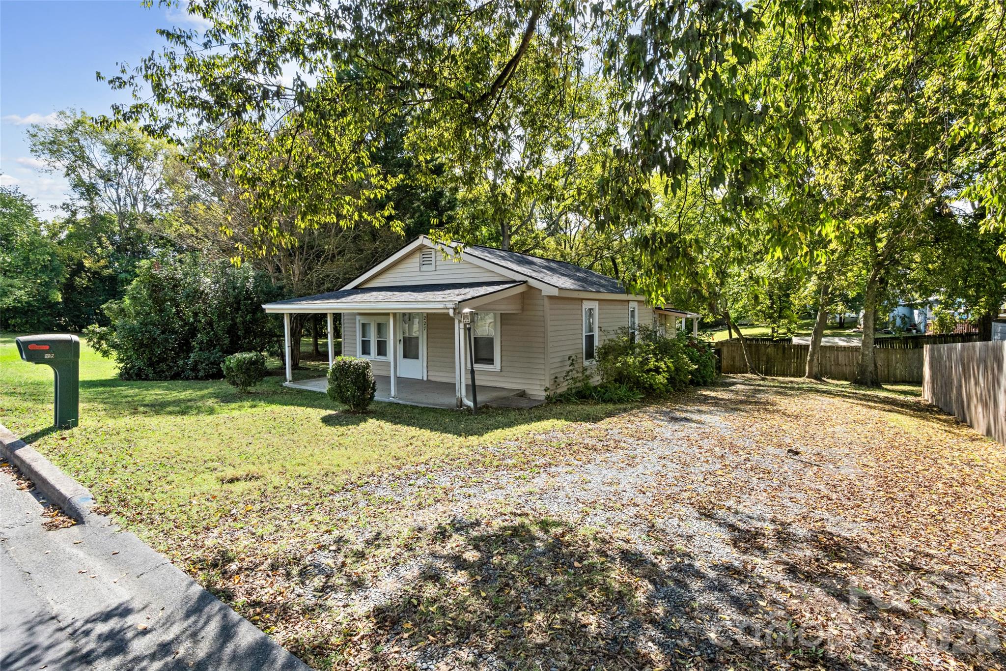 227 Lowry Street