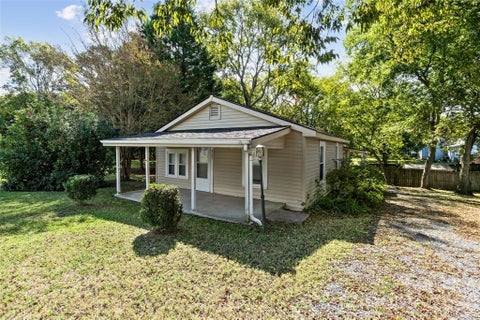 Photo of 227 Lowry Street, Pineville, NC 28134 (MLS # 4427877)