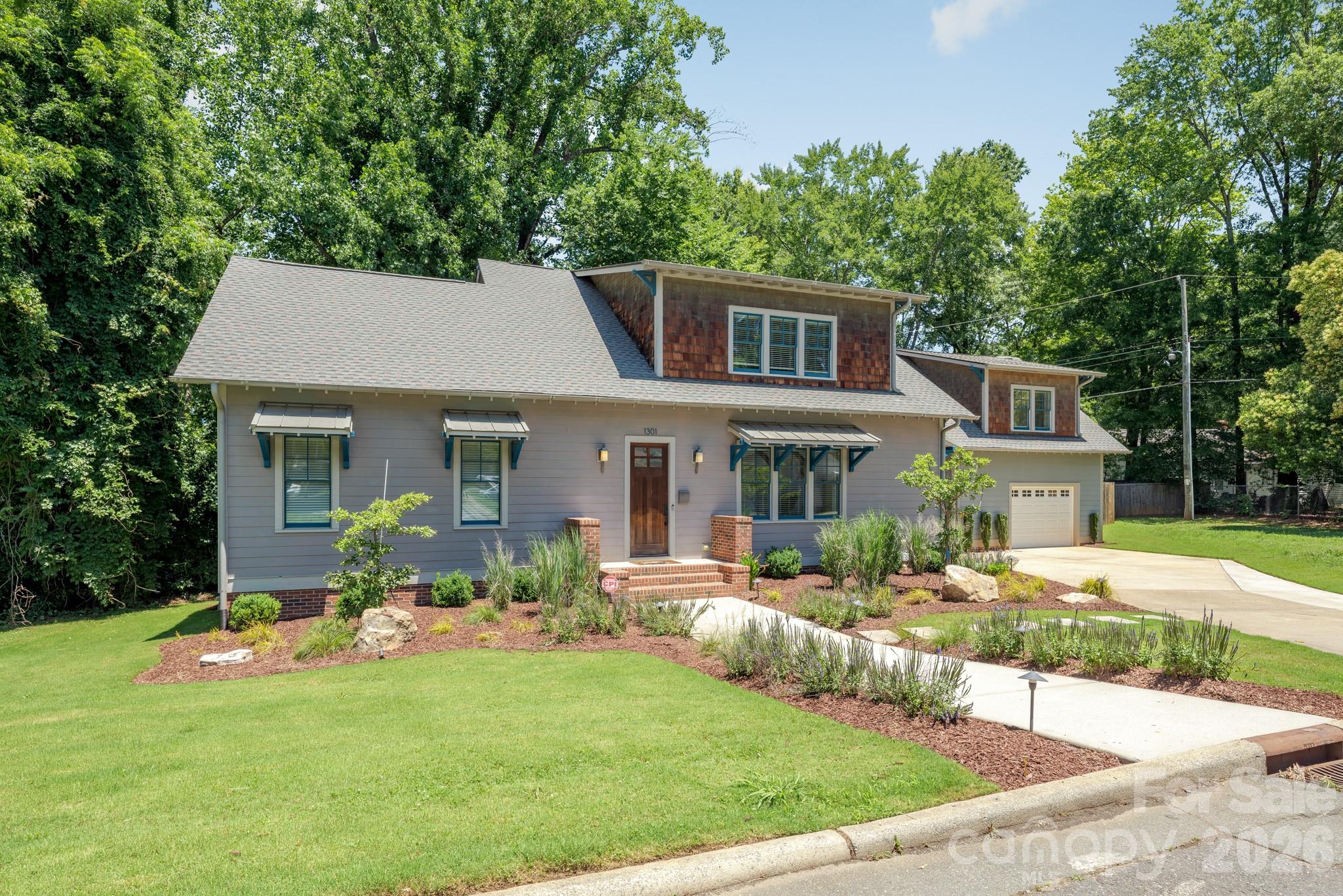 1301 Catawba Avenue
