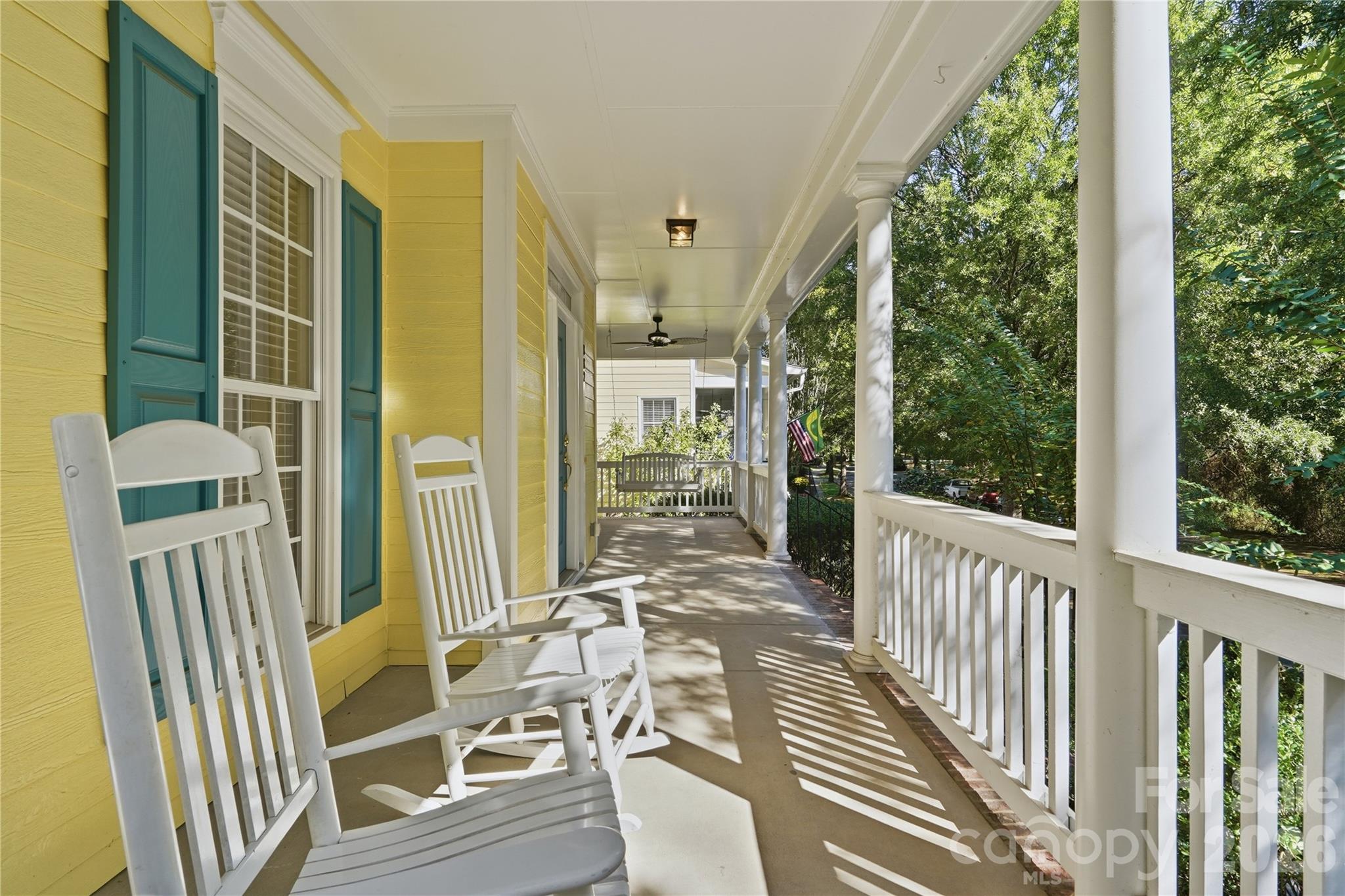 882 Promenade Walk
