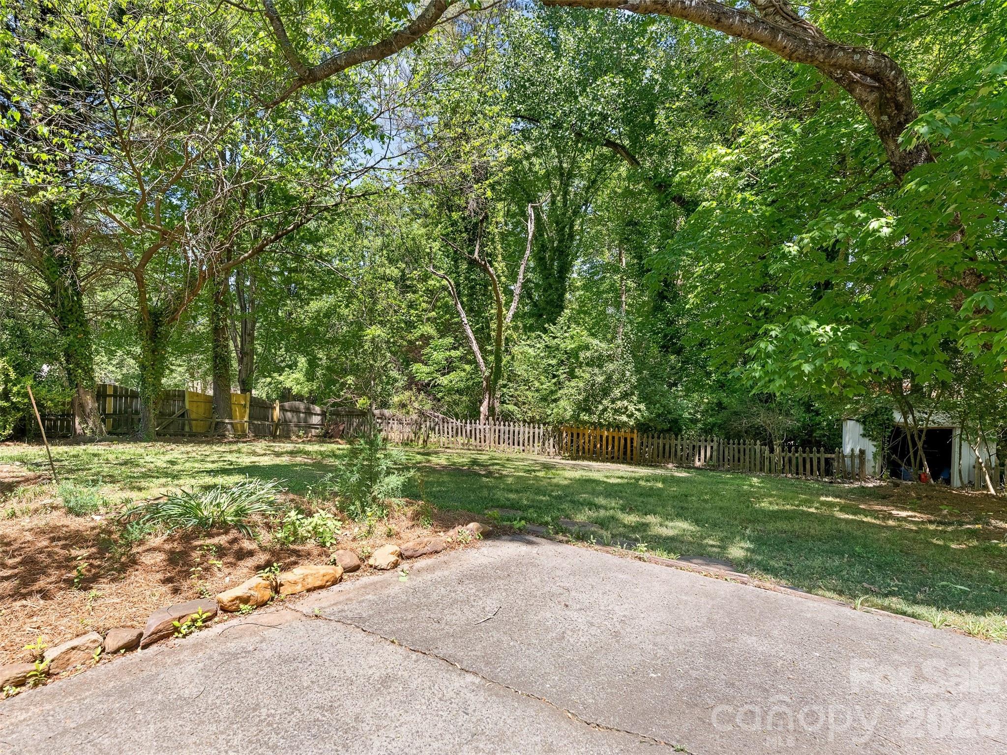 Sardis Woods - Residential