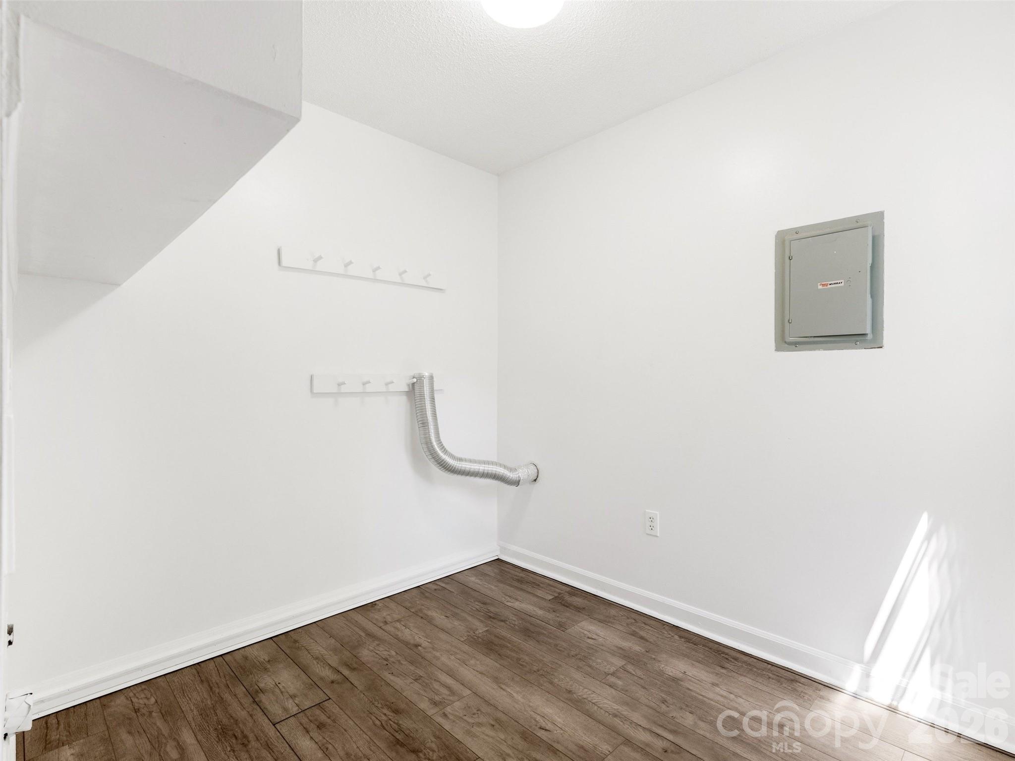 Sardis Woods - Residential