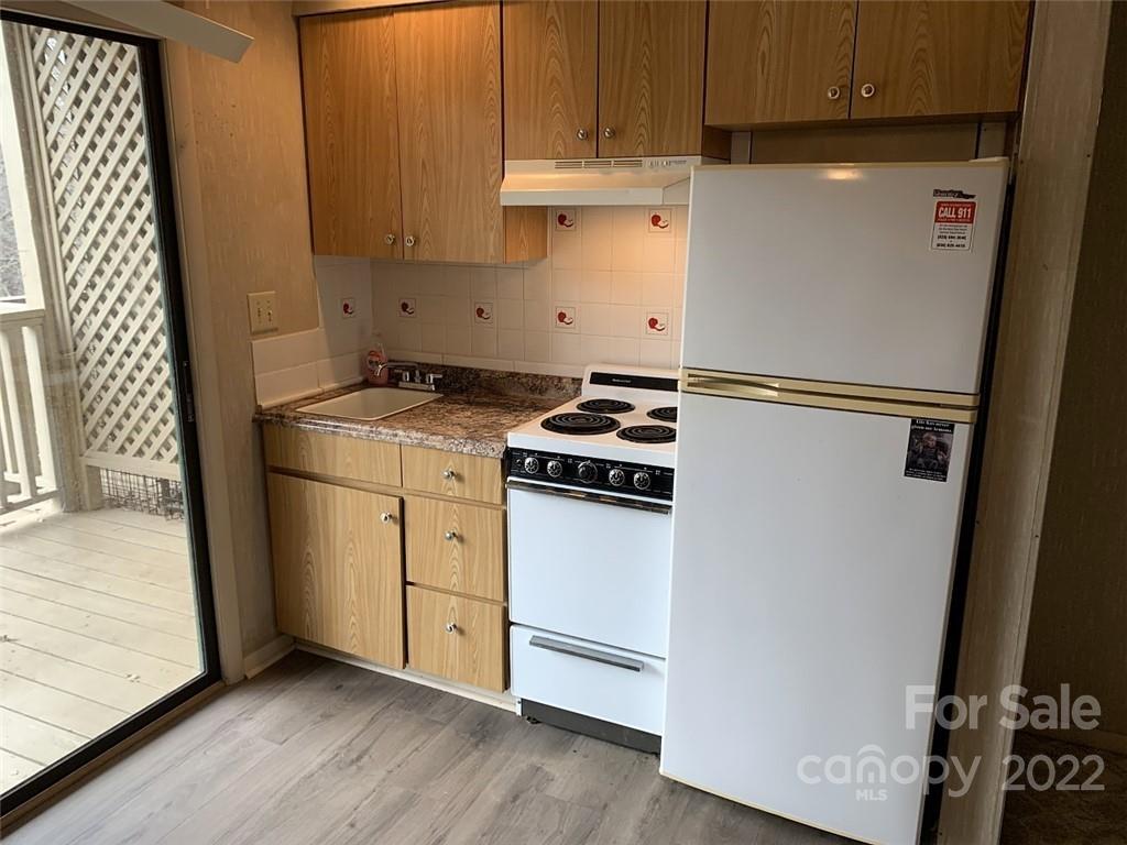 Rumbling Bald on Lake Lure - Residential