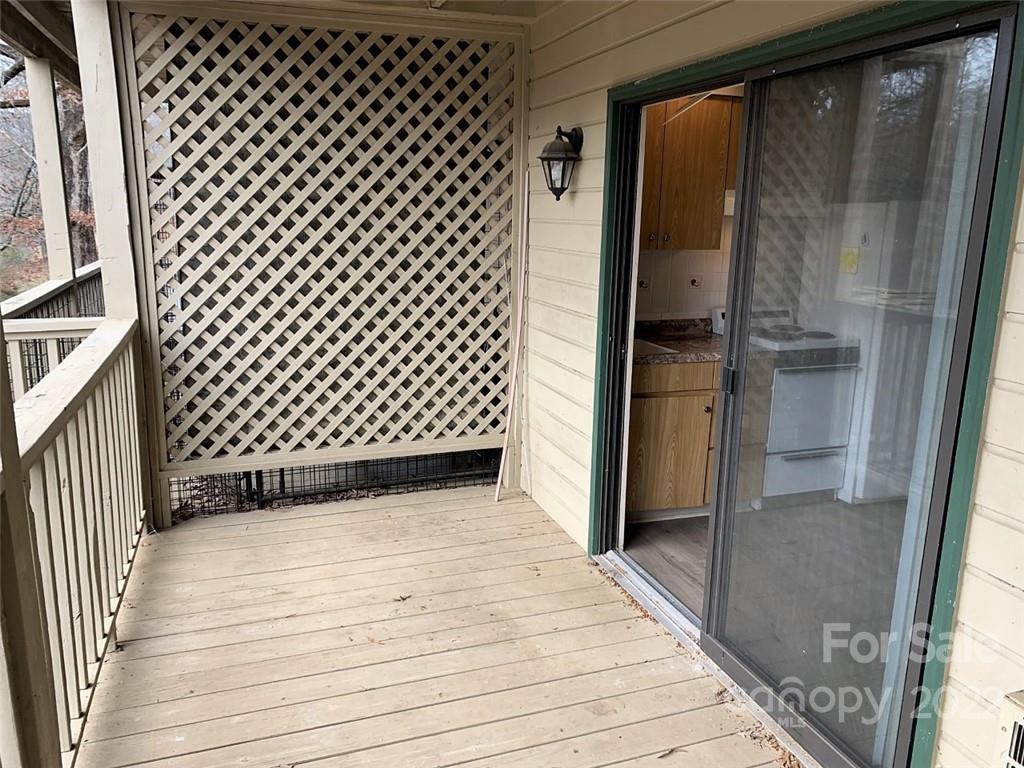 Rumbling Bald on Lake Lure - Residential