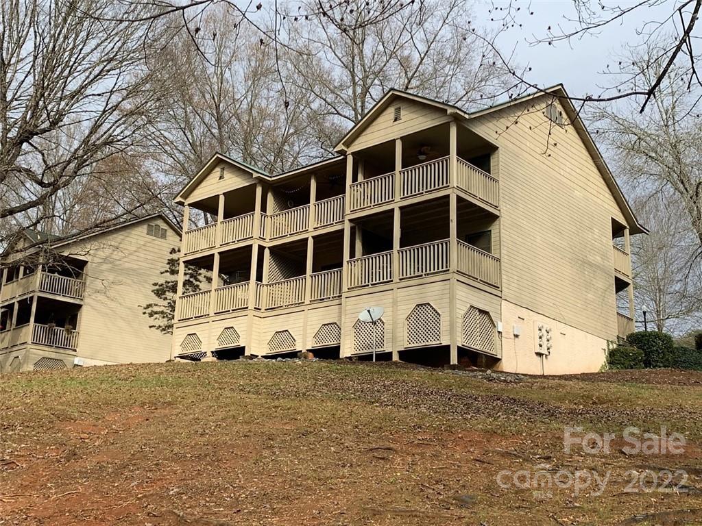 Rumbling Bald on Lake Lure - Residential