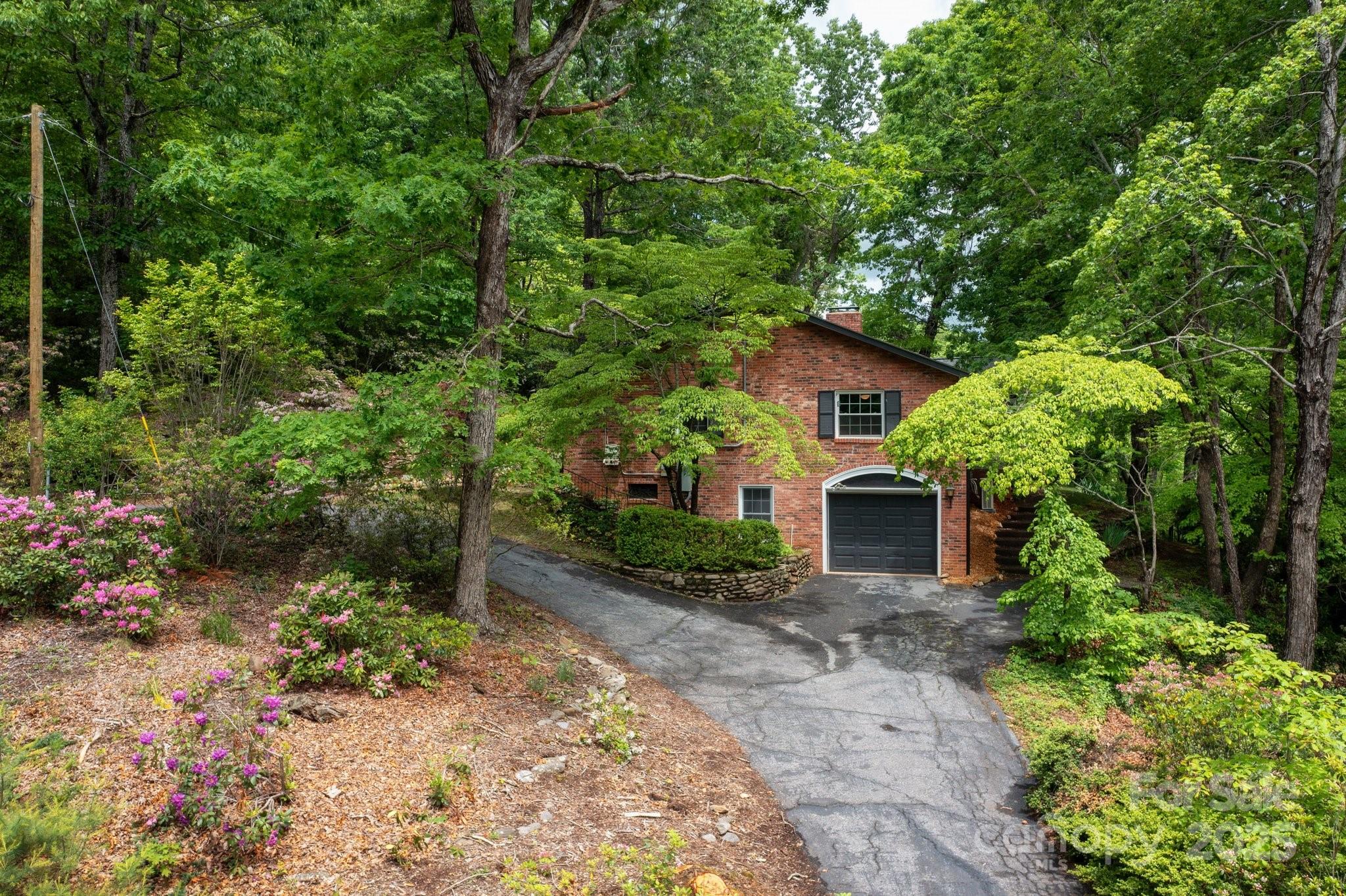 200 Allen Mountain Drive