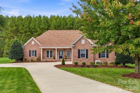 Photo of 803 Amanda Way, Albemarle, NC 28001 (MLS # 4435698)