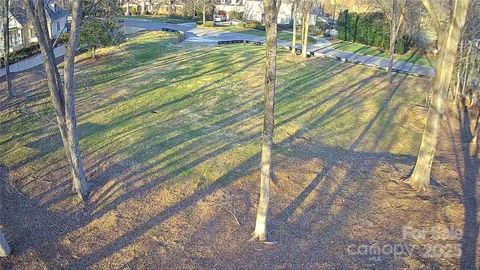 Photo of 5824 Masters Court, Charlotte, NC 28226 (MLS # 4331829)