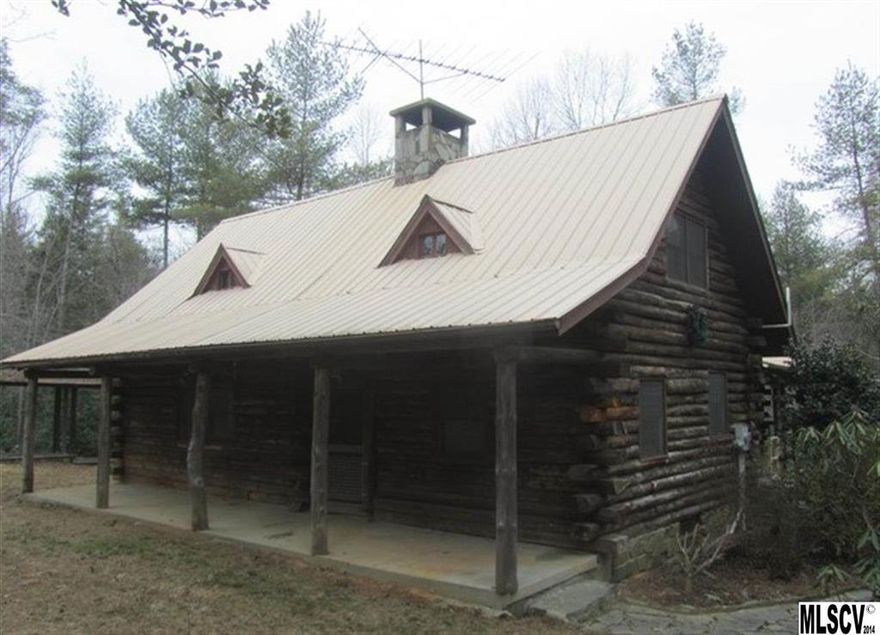 Seller case #381-901500. "Sold As-Is, Where-Is" without repairs or warranties. FHA Insurable with escrows of $220. Borrowers may qualify for an FHA 203k loan with $100 down. Seller its agents and or assigns make no representations as to the existence of Mold, Radon, and or LBP and are not liable for the potentially harmful effects thereof. EQUAL HOUSING OPPORTUNITY OWNER OCC BIDDERS ONLY UNTIL 03/23/14 Buyer and their agent to verify all info including schools, sf, and all systems functional and non functional