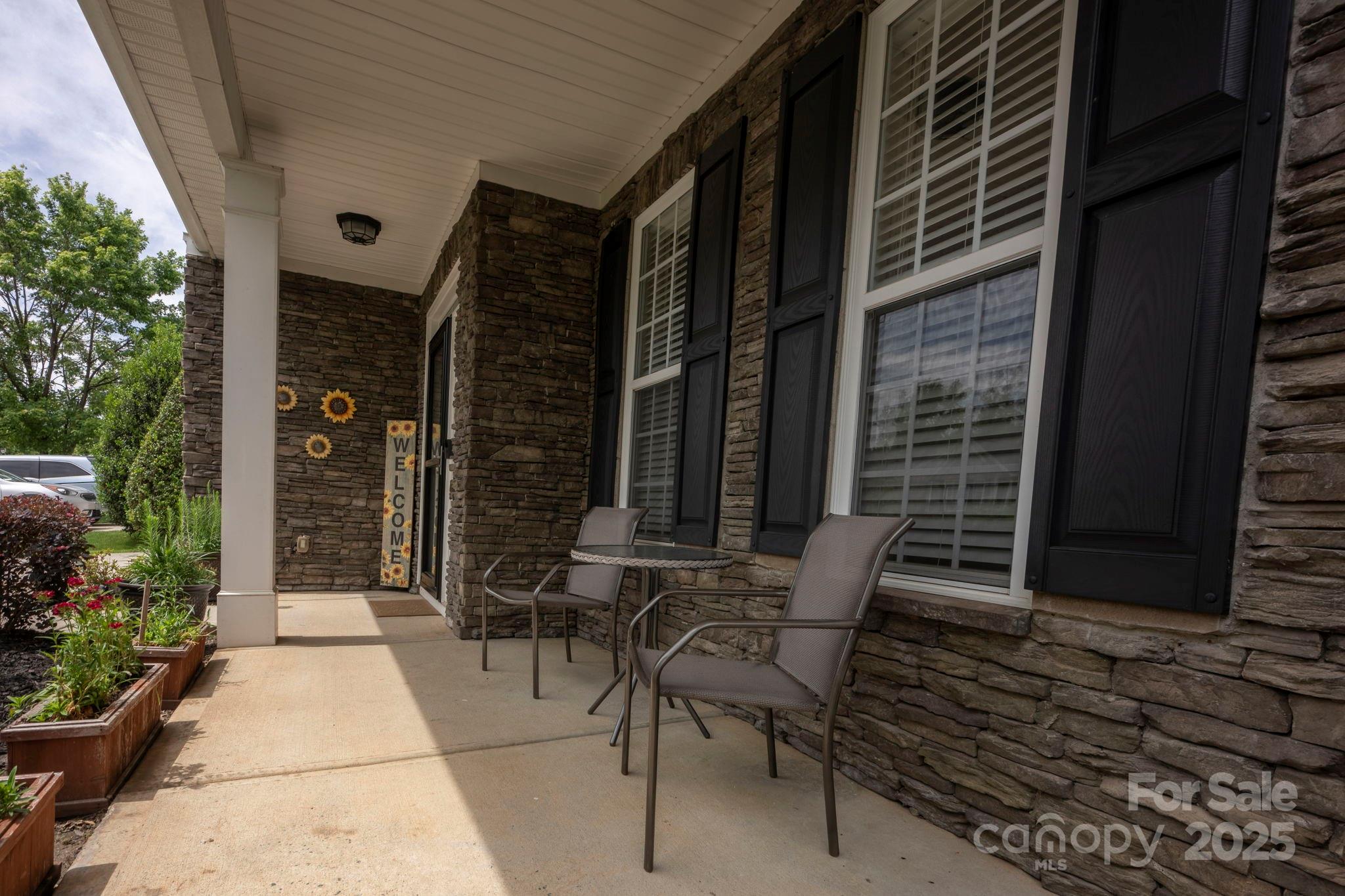 3351 Streamside Drive