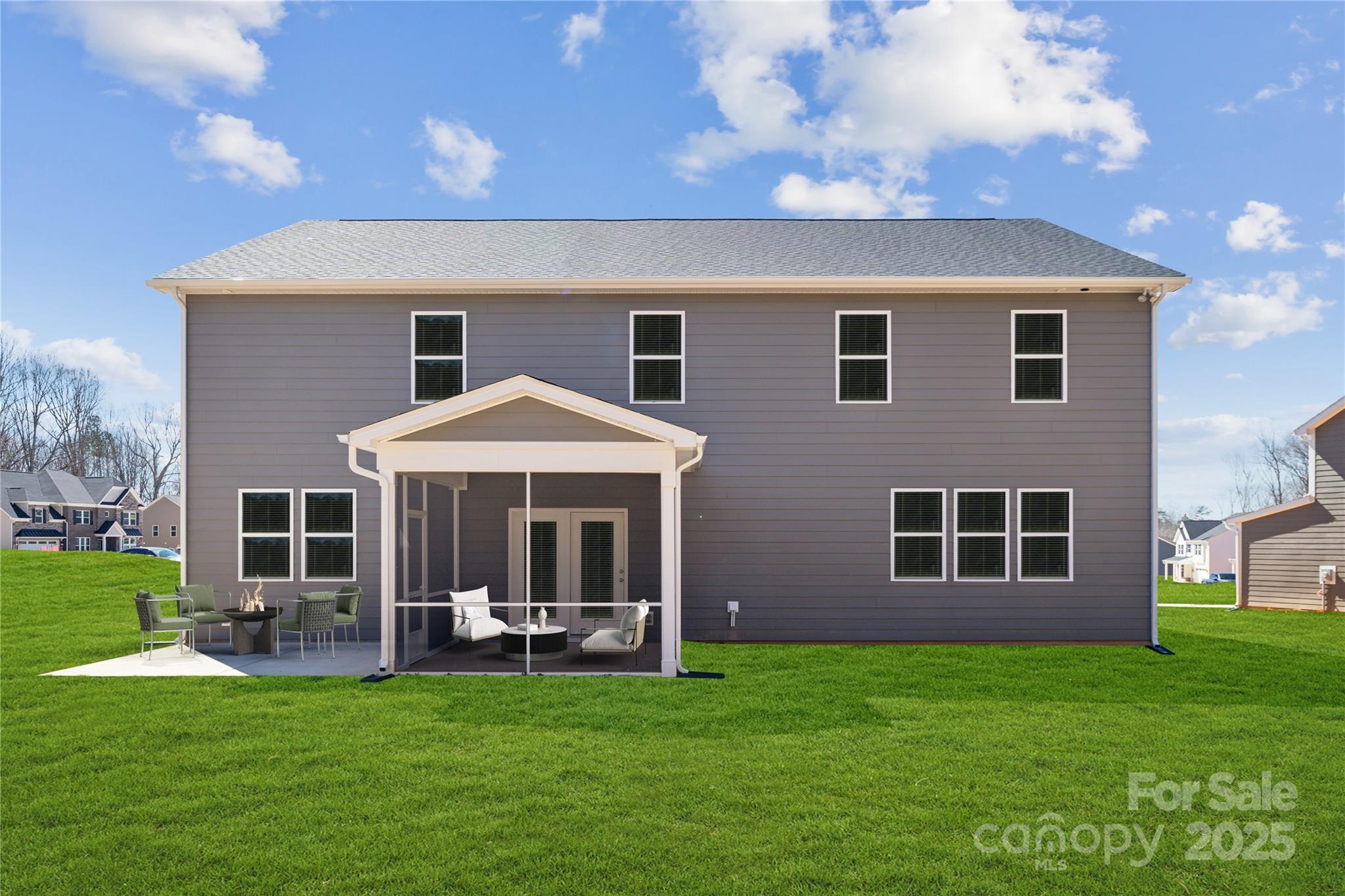 327 Alameda Way