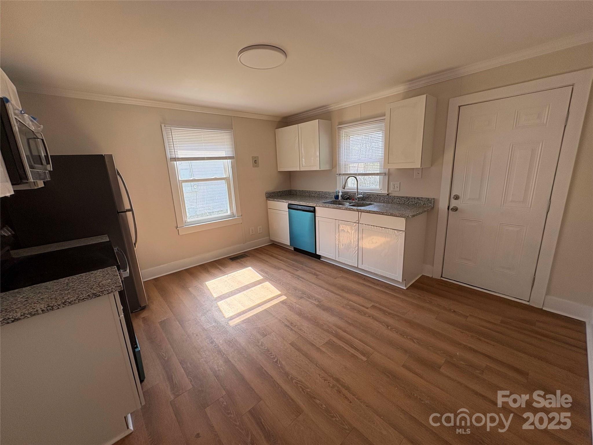 Sunset Park - Residential