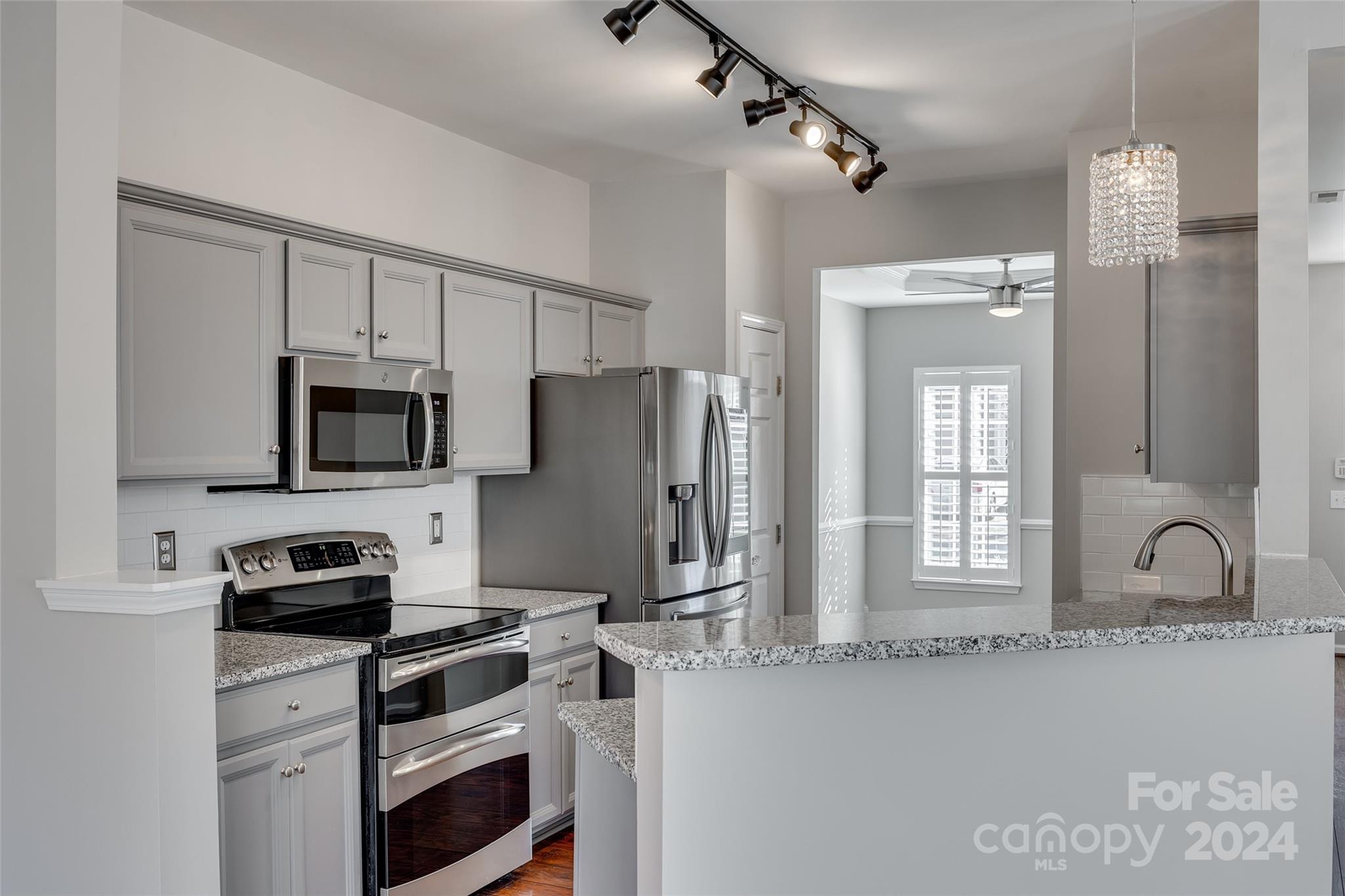 Fairway Townes - Residential