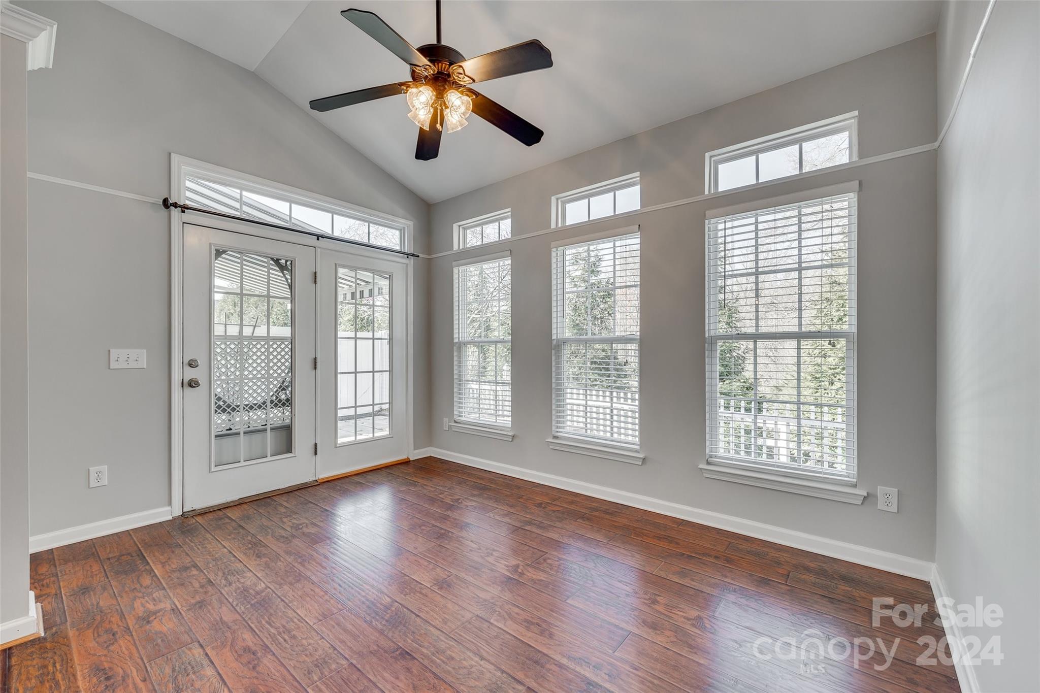 Fairway Townes - Residential