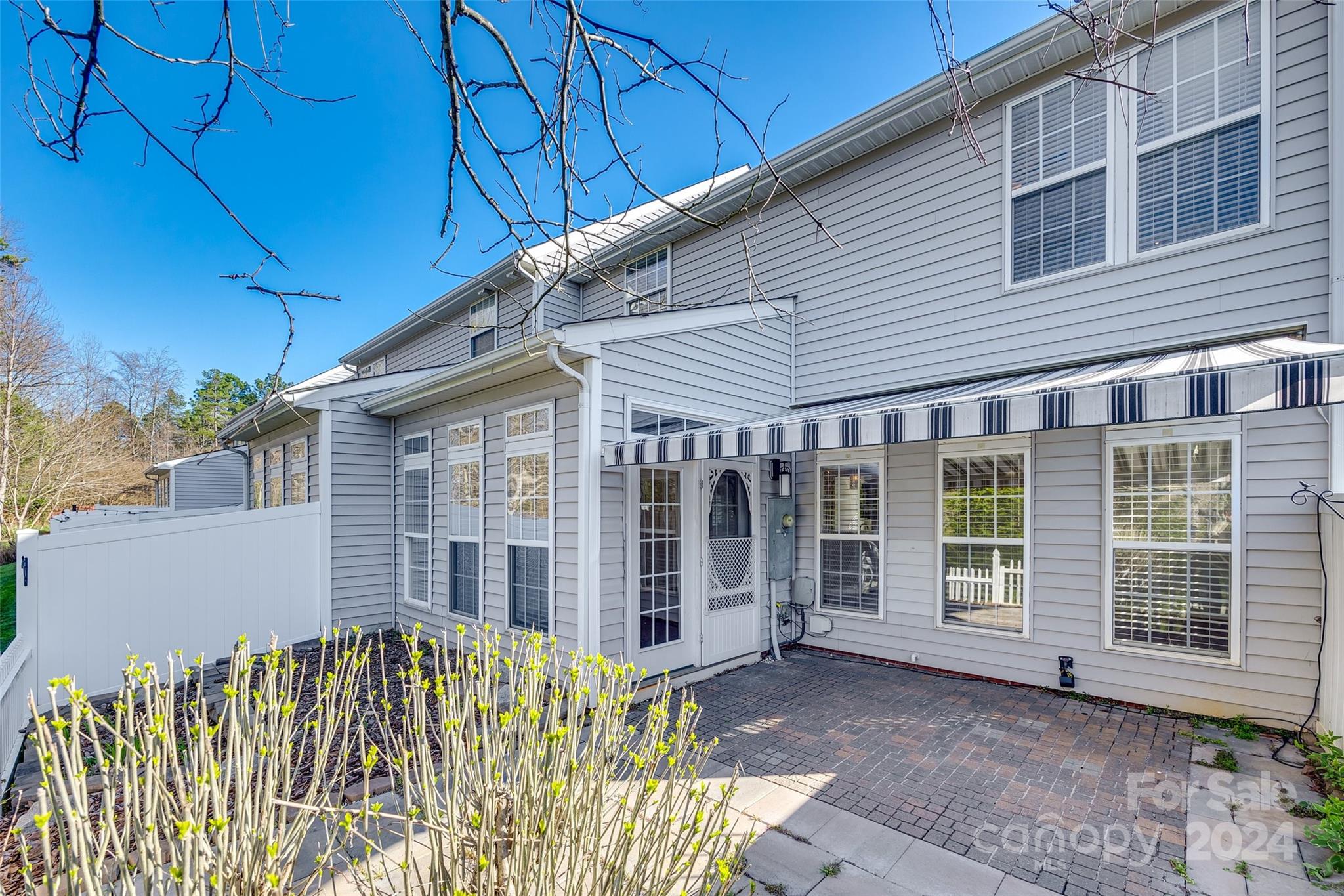 Fairway Townes - Residential