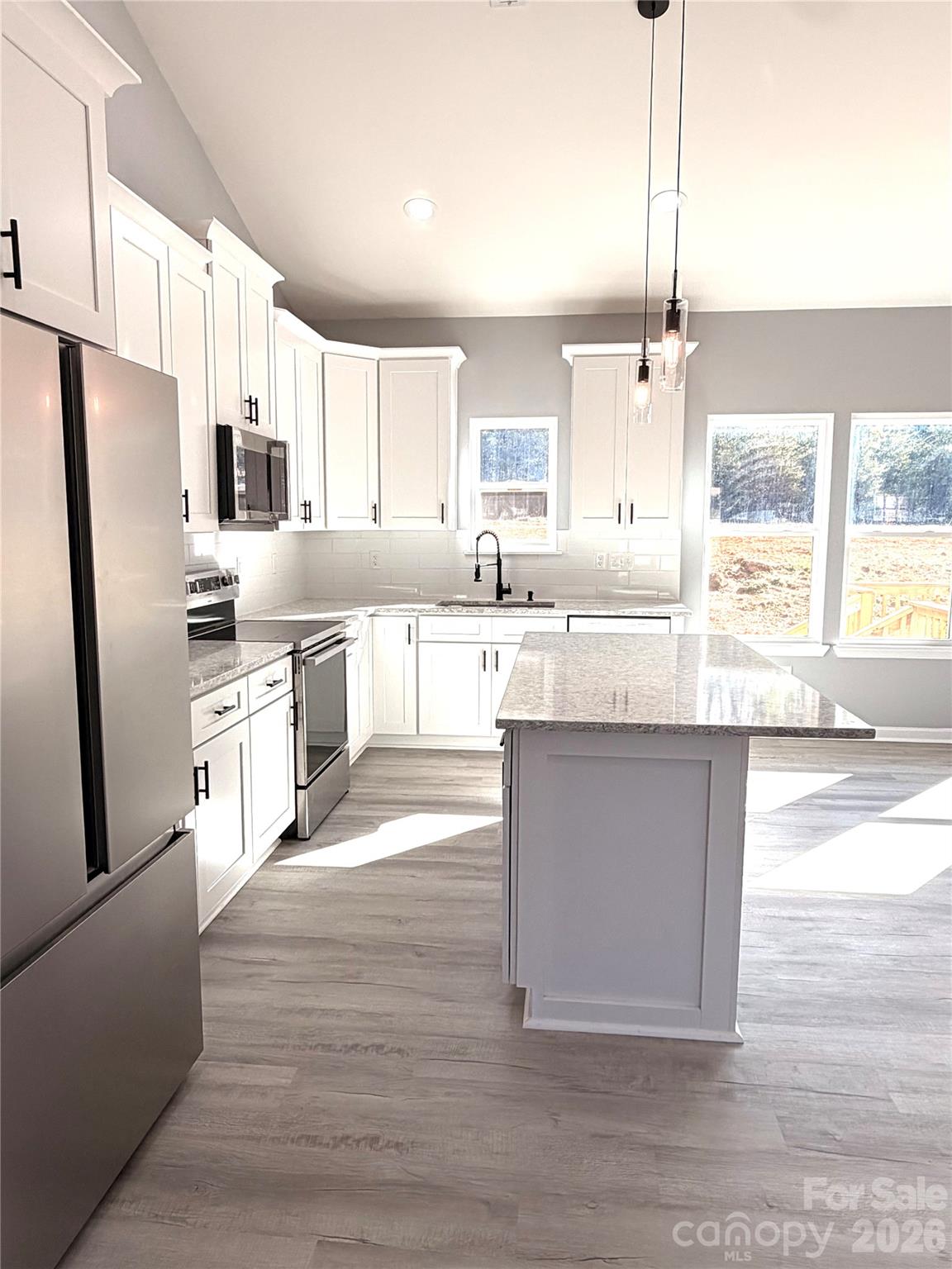 Hawk Ridge - Residential