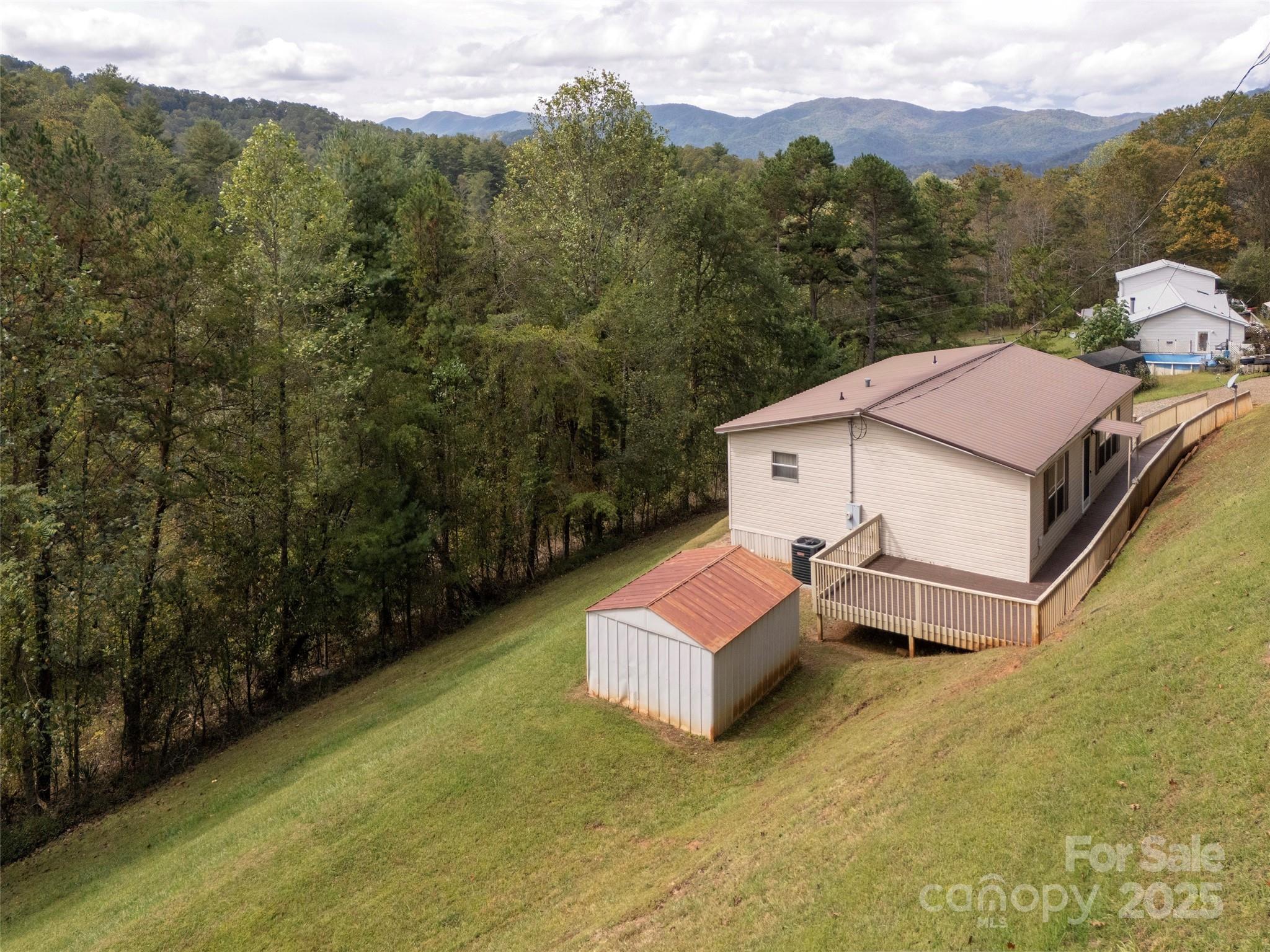 81 Mount Airy Road