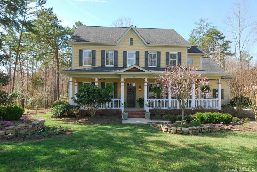 GREAT OPPORTUNITY ... Just REDUCED! 4 BR+Bonus Room Golf Course home in highly desirable Springfield Community. Large Rocking Chair Front Porch. OUTDOOR Entertainers Dream with Covered Porch; Built in Grill & Kitchenette; Chimney Fireplace; Inset Lighting; Spacious Paver Patio. Home boasts OPEN Floorplan;Built in Cabinetry; highlighted Moldings; and IDEAL Bonus Room location for more entertaining space. Amenity Rich neighborhood w/Clubhouse,Tennis Courts,Activities Director, Playground & Parks.