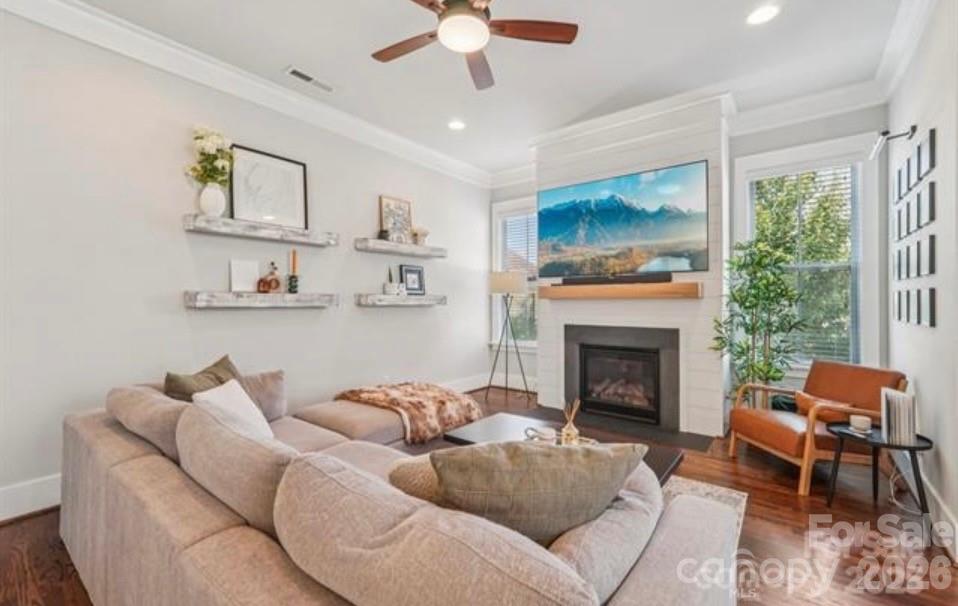 Riverwalk - Residential