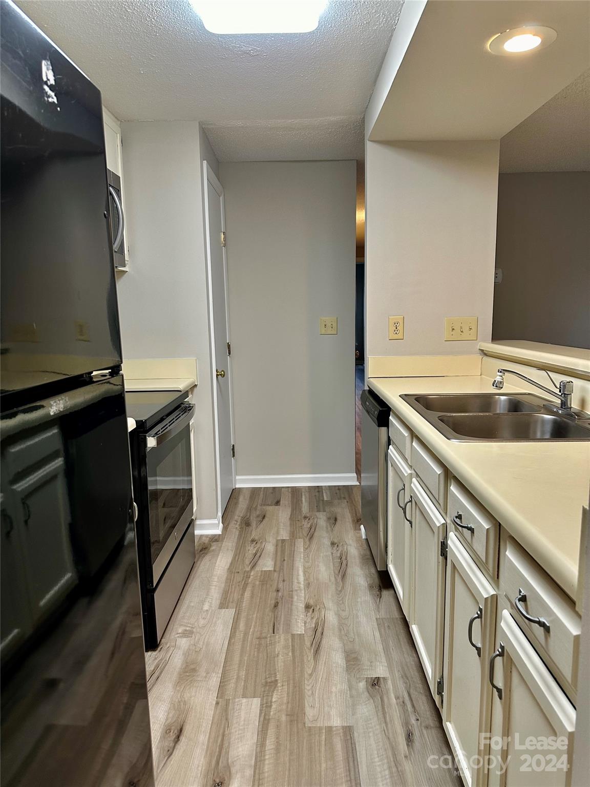 Colville II - Residential Lease