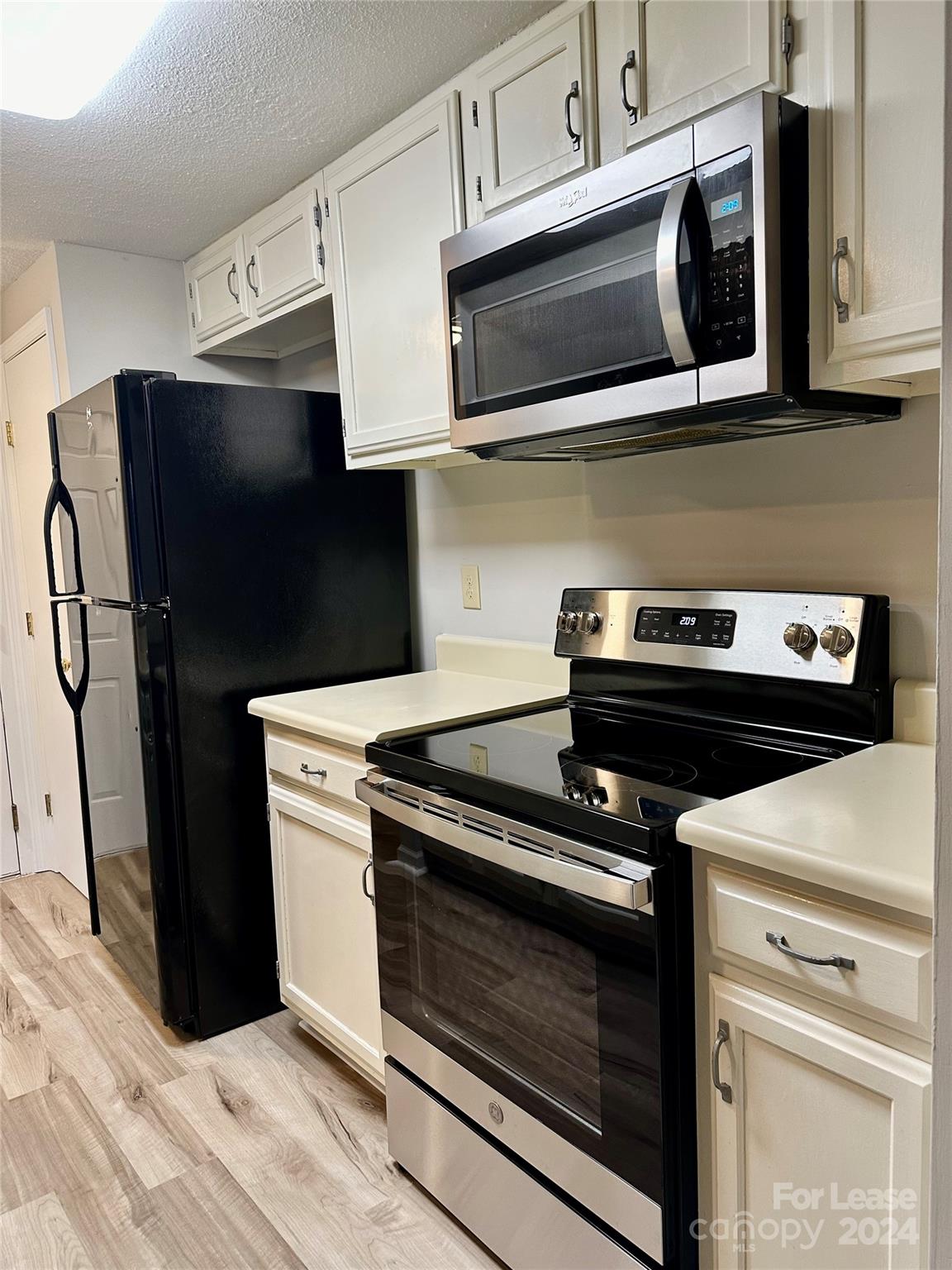 Colville II - Residential Lease