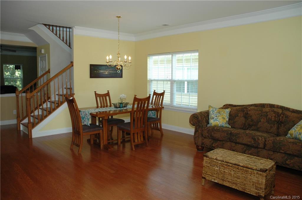 English Trails - Residential