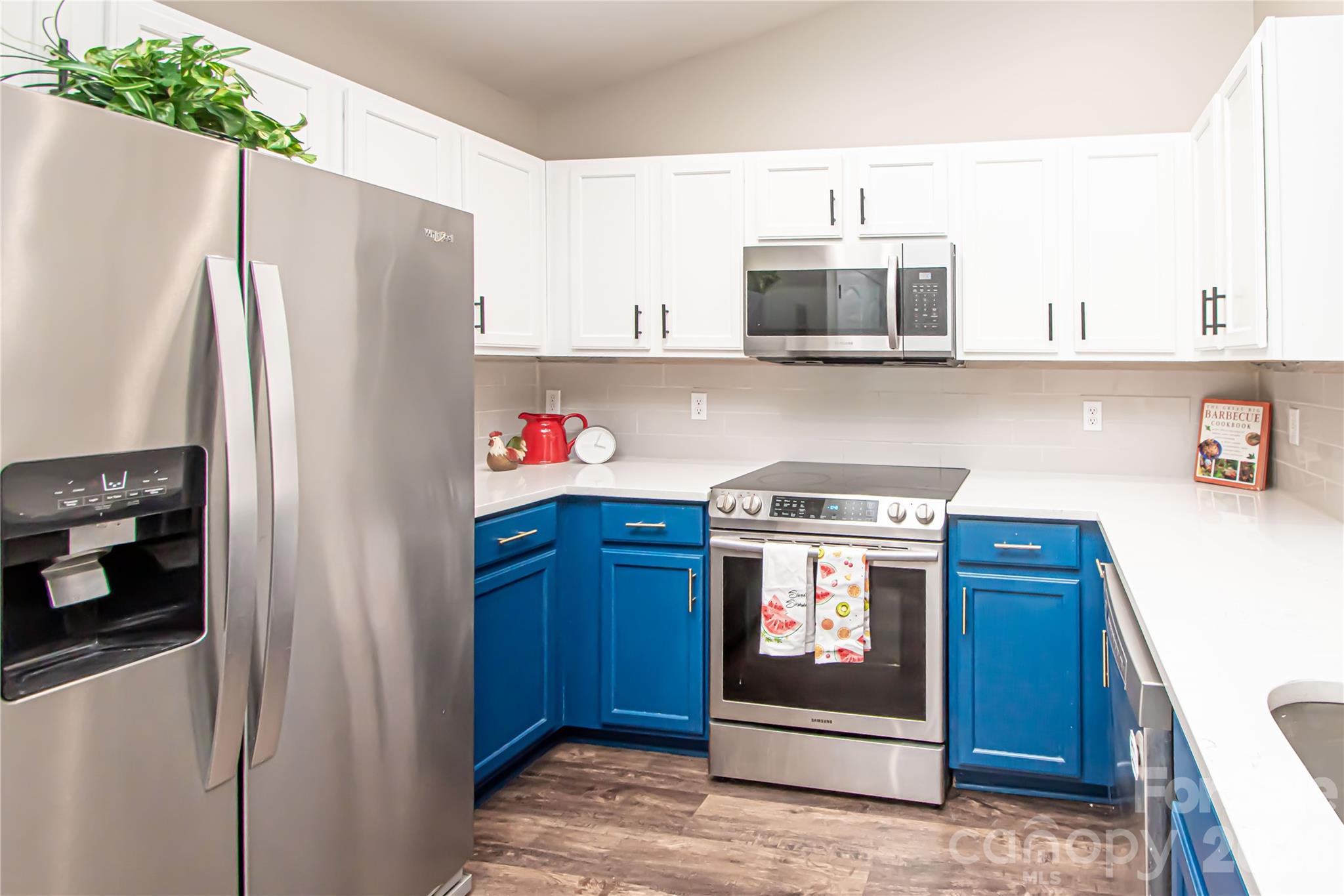 Michaels Landing - Residential