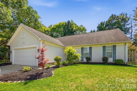 3419 Pondridge Court Charlotte NC 28269