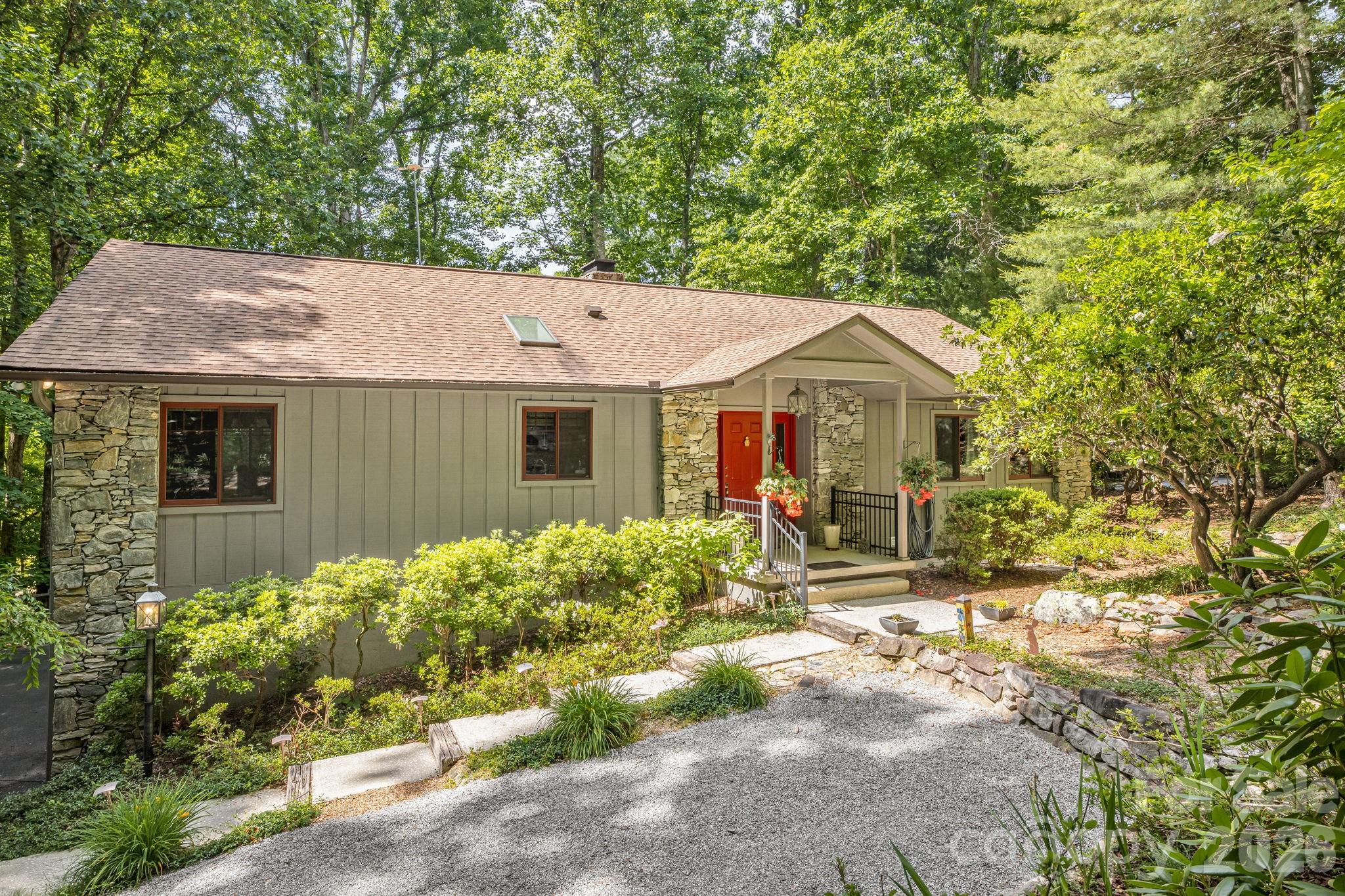 36 Foxglove Road