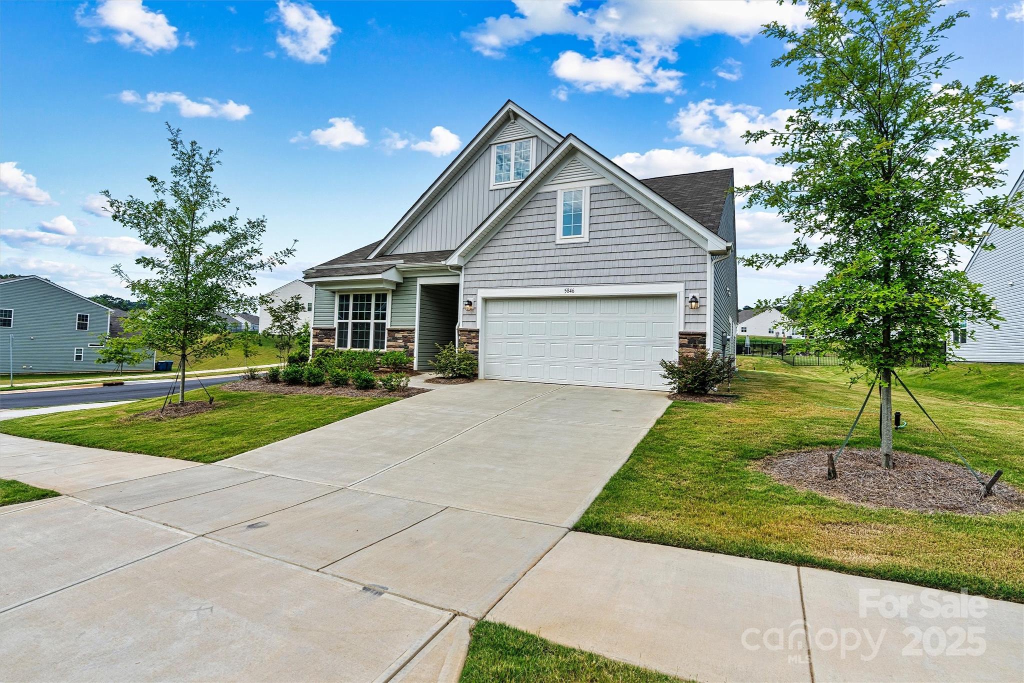 5846 Oak Branch Circle
