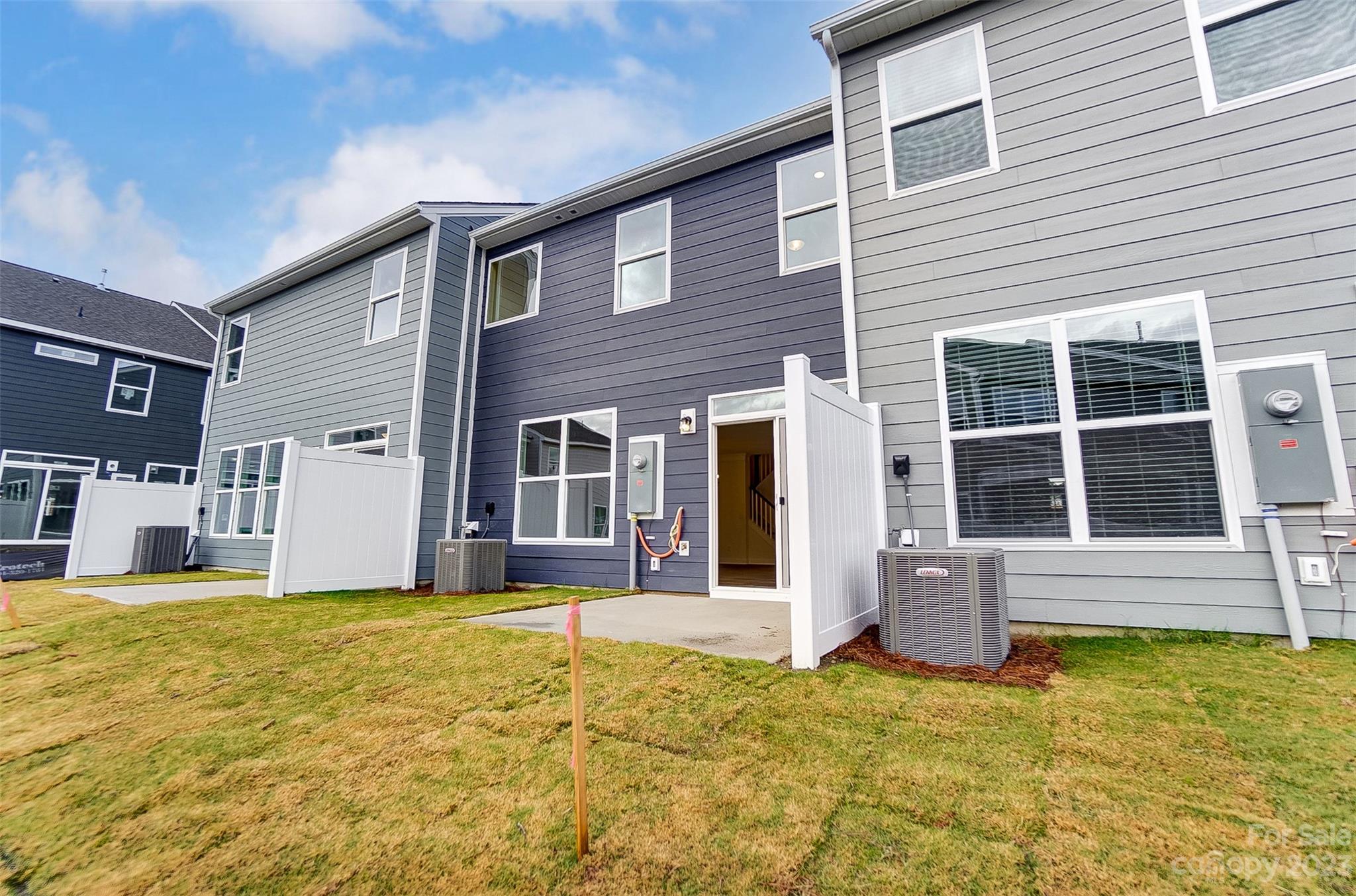 Harrisburg Village - Residential