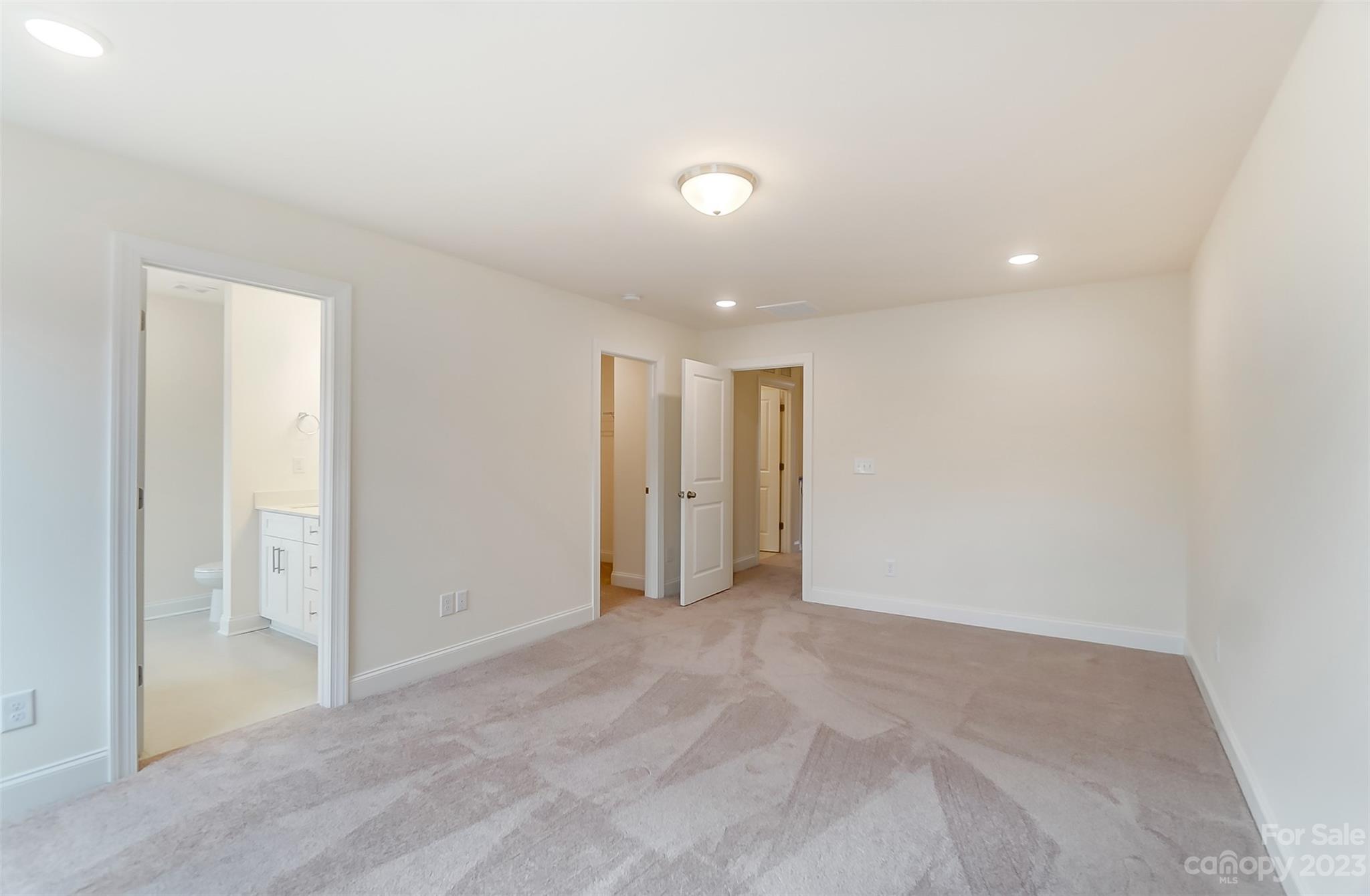 Harrisburg Village - Residential