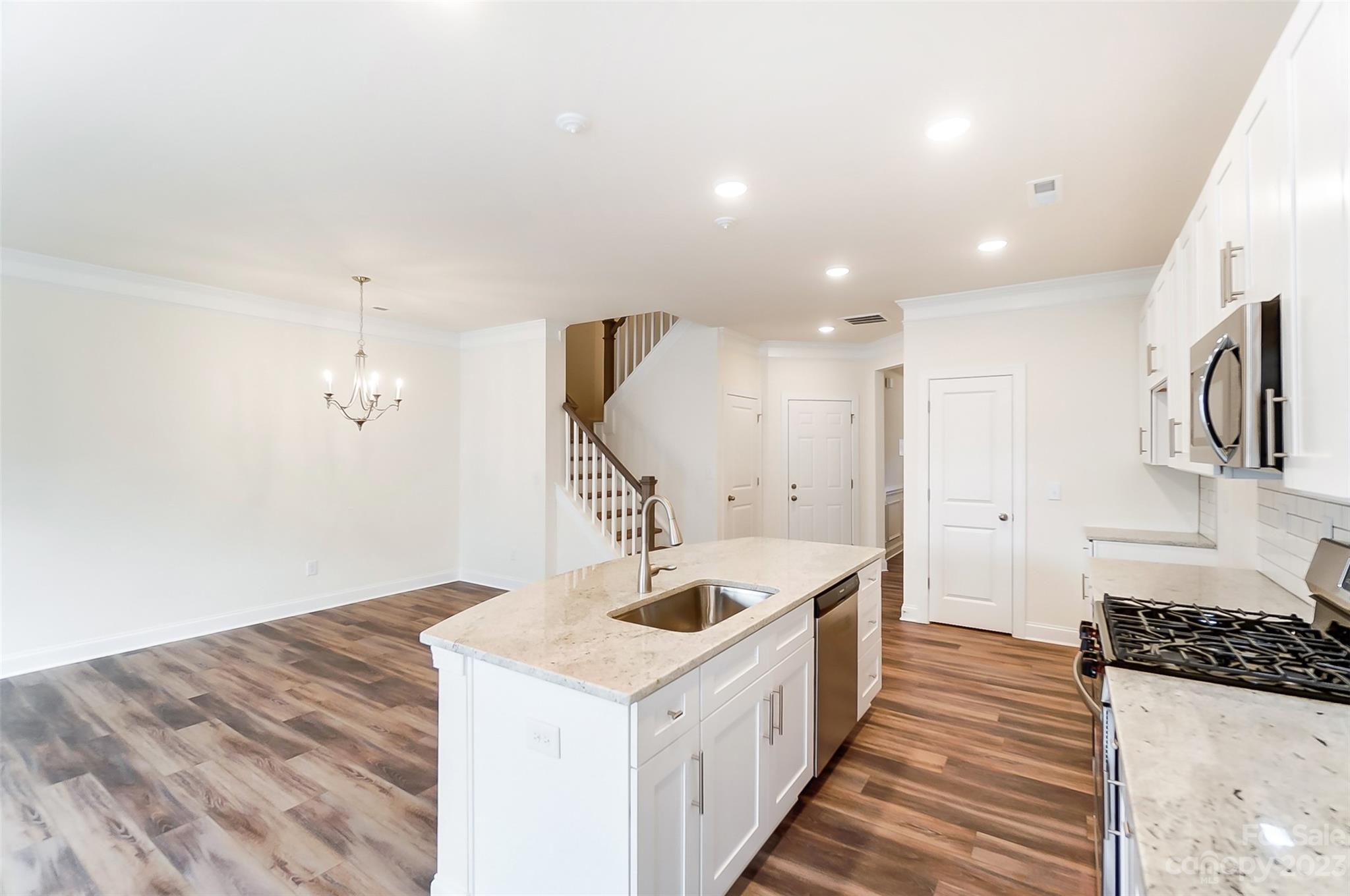 Harrisburg Village - Residential