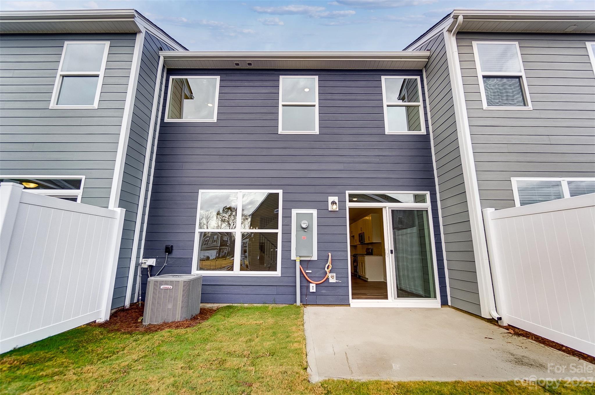 Harrisburg Village - Residential