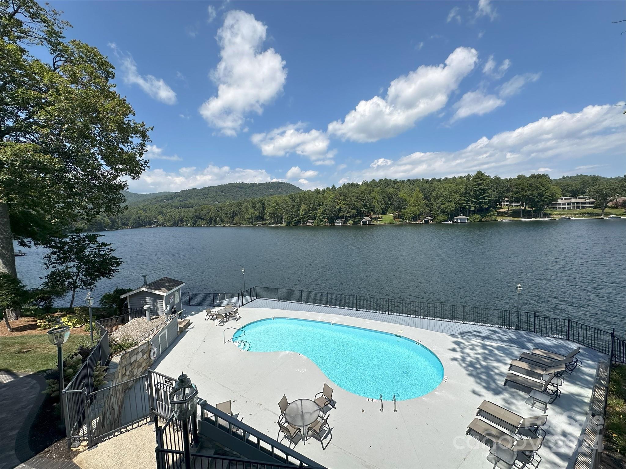 Lake Toxaway Estates - Residential
