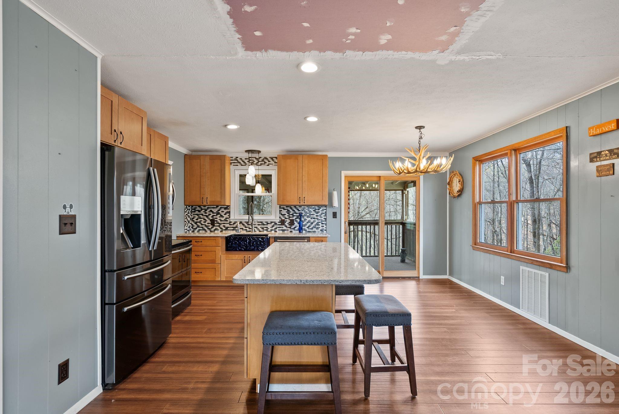 Line Runner Ridge - Residential