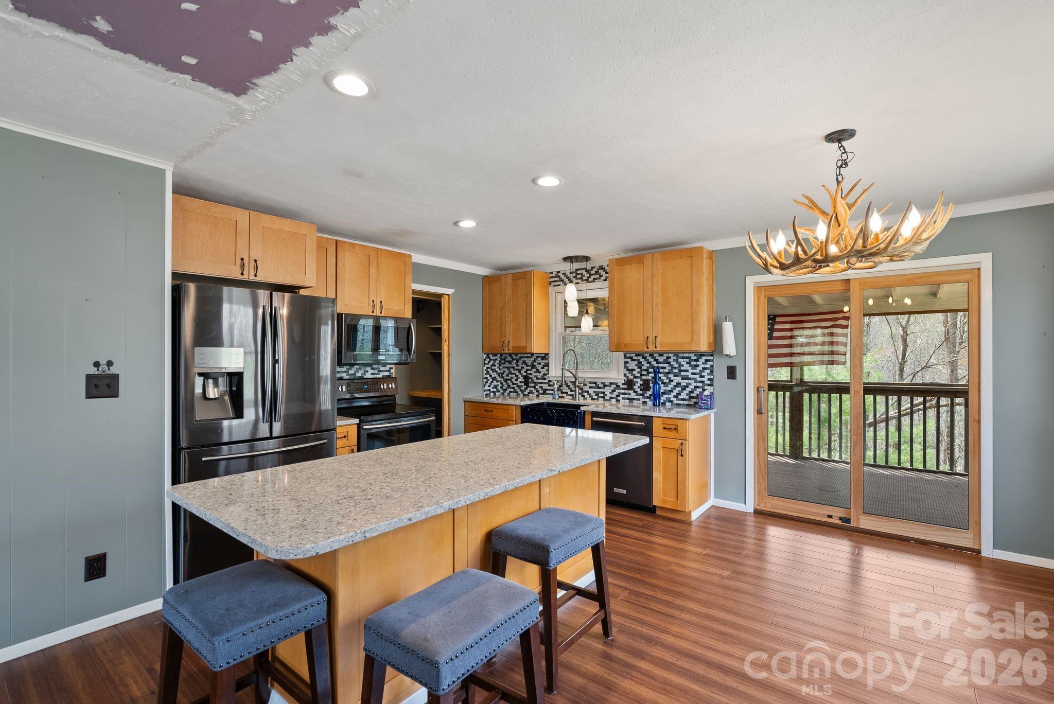 Line Runner Ridge - Residential