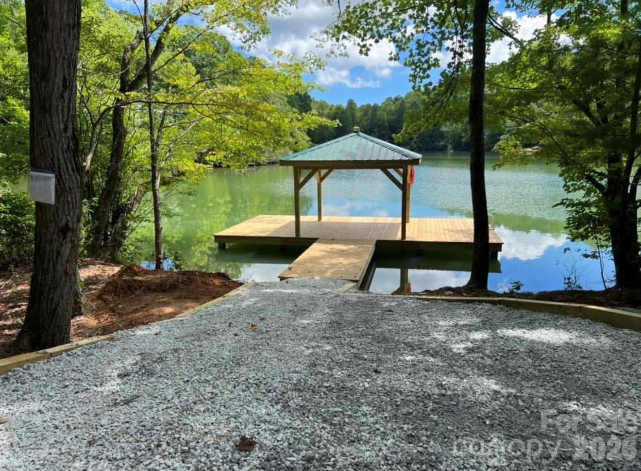 Line Runner Ridge - Residential