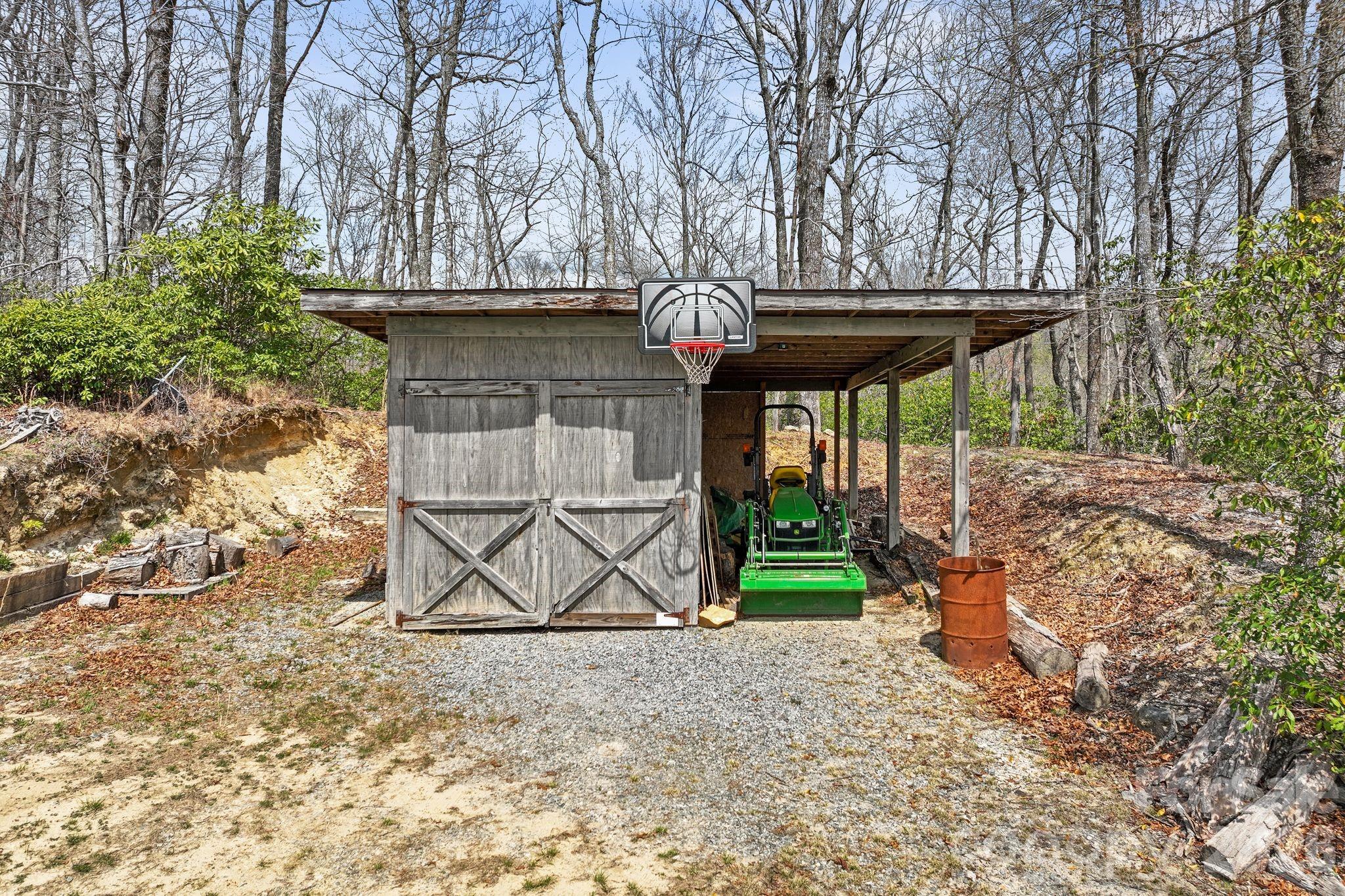 Line Runner Ridge - Residential