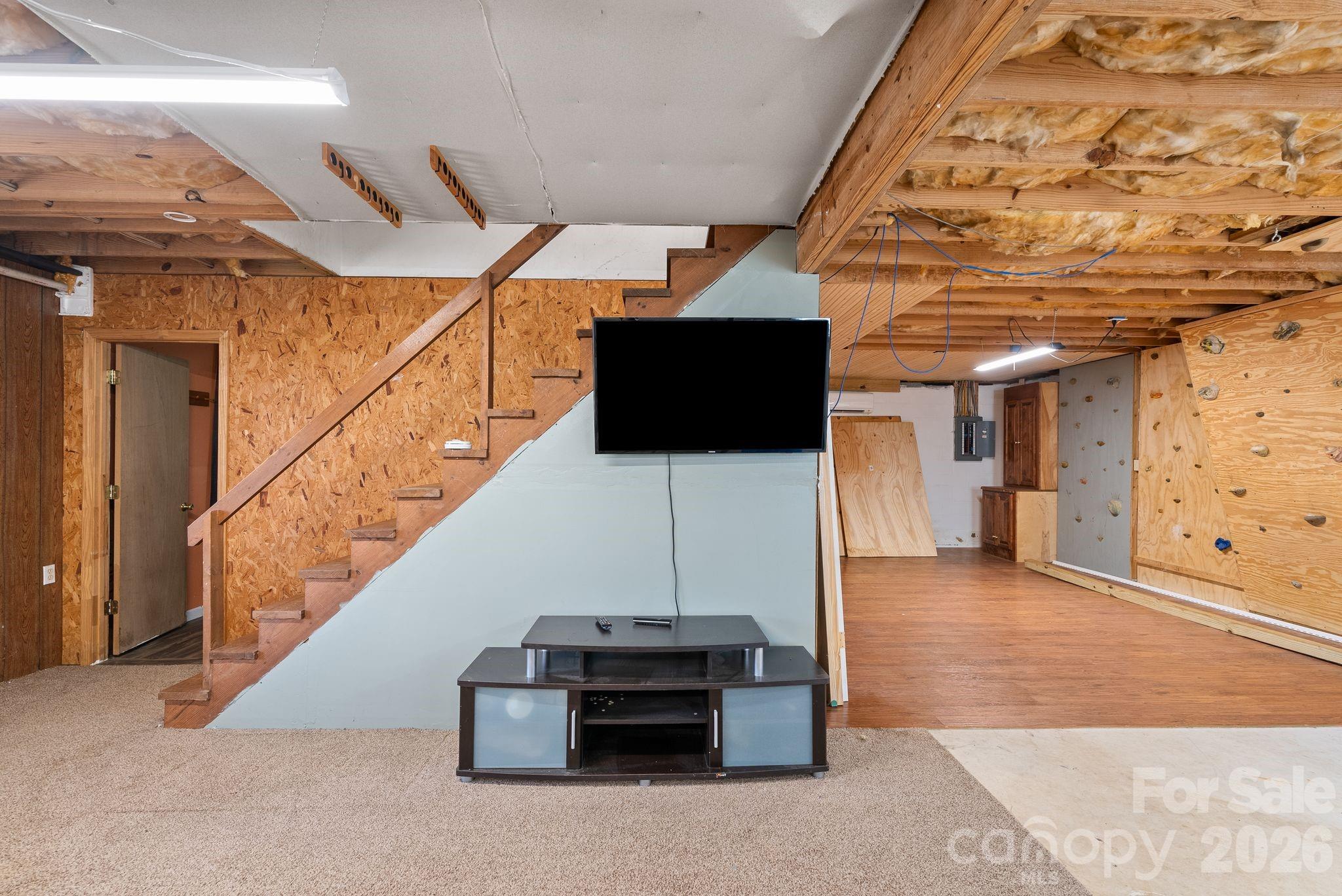 Line Runner Ridge - Residential