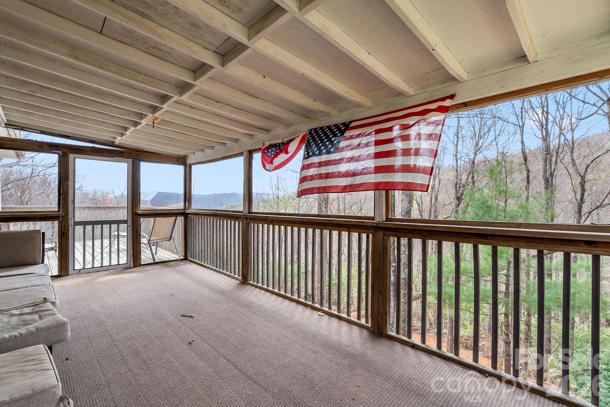 Line Runner Ridge - Residential